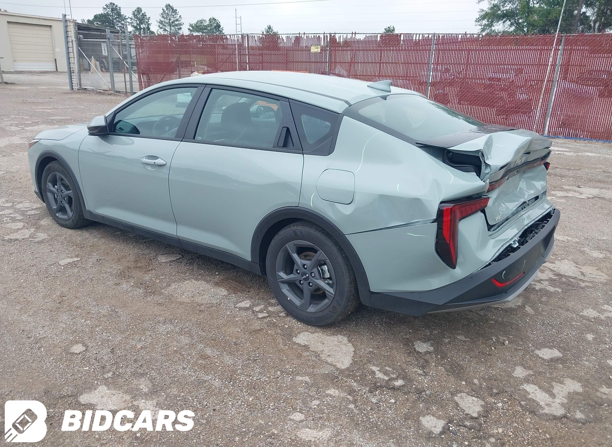 2025 KIA K4, Lxs