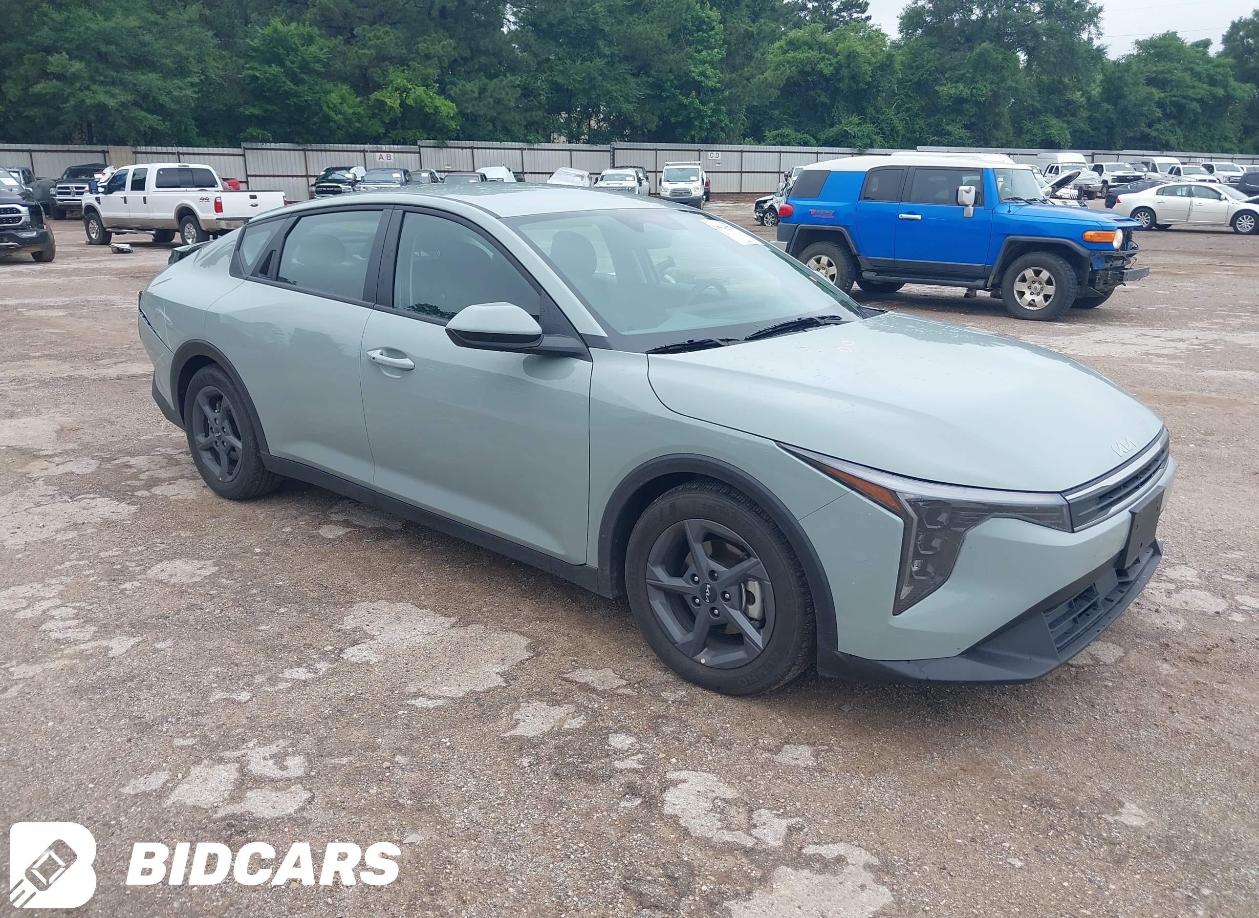 2025 KIA K4, Lxs