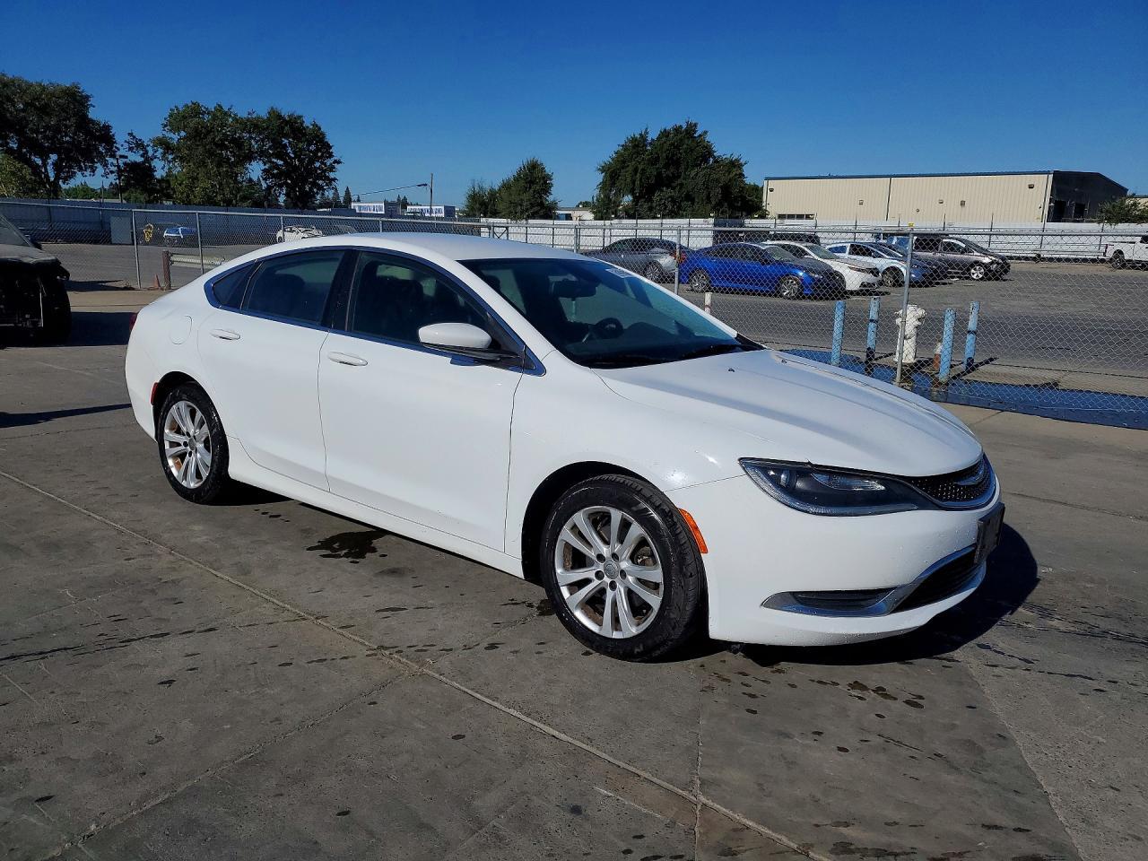 2016 Chrysler 200, Limited