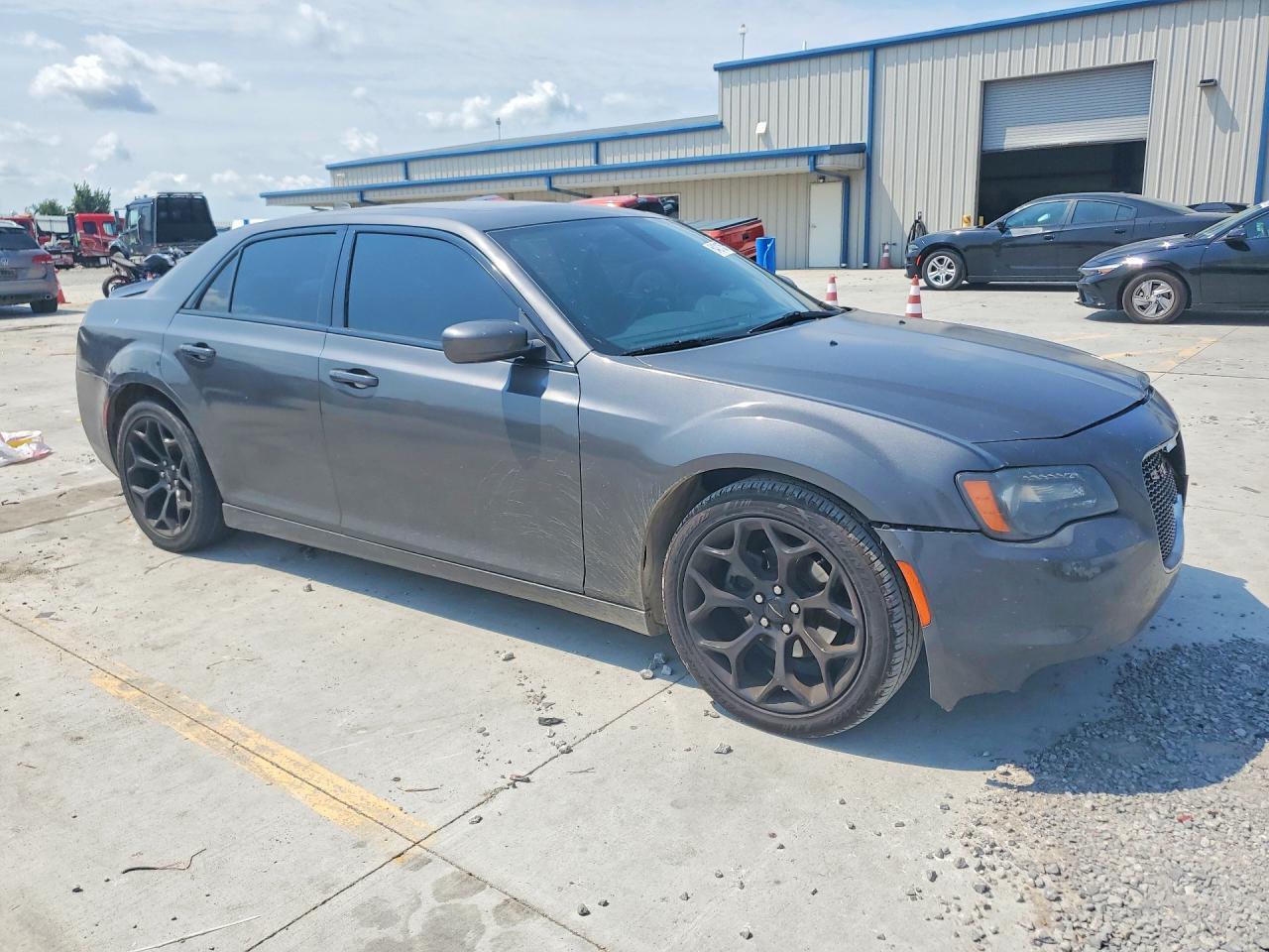 2018 Chrysler 300, S