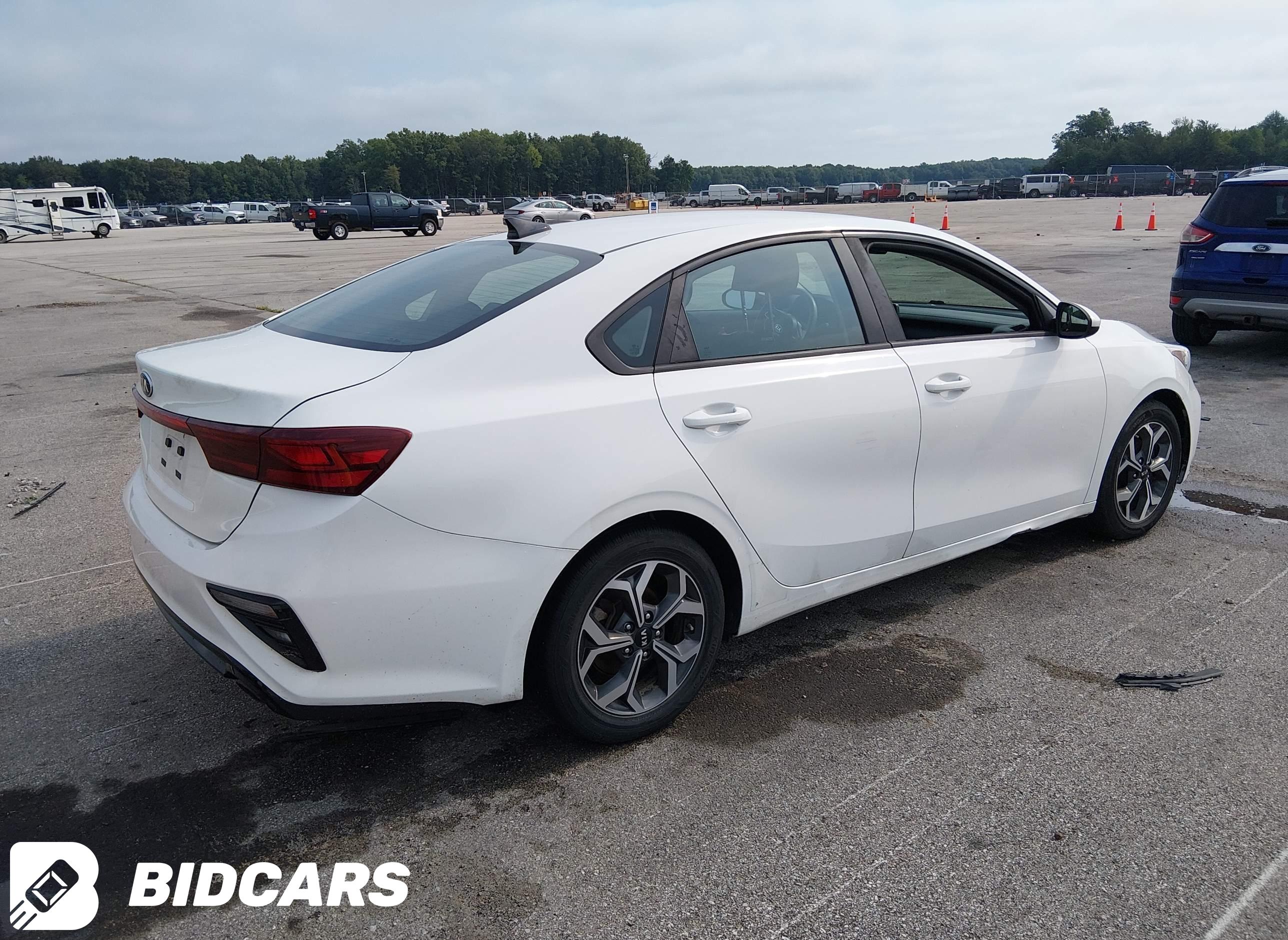 2020 KIA Forte, Lxs