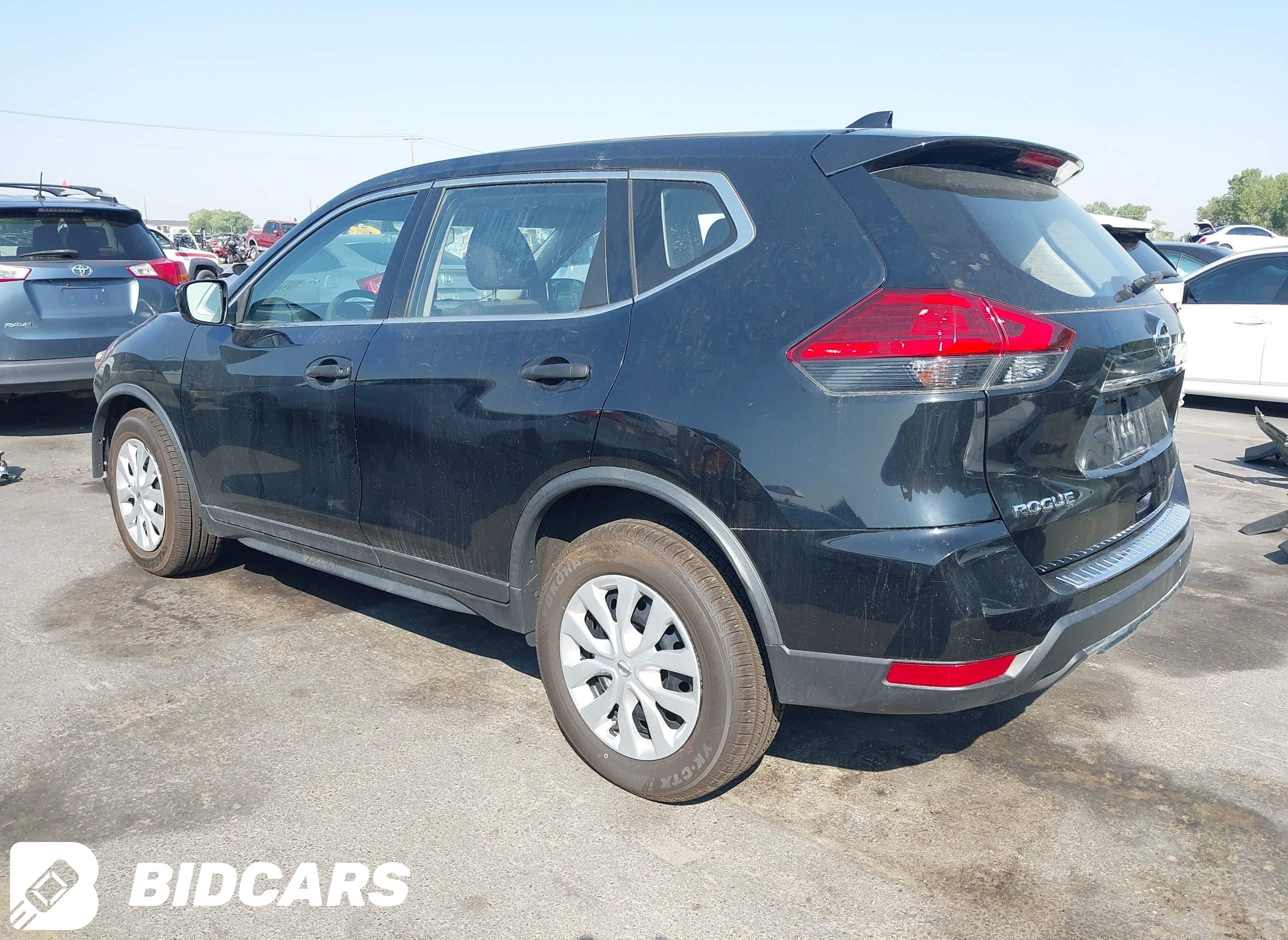 2017 Nissan Rogue, S