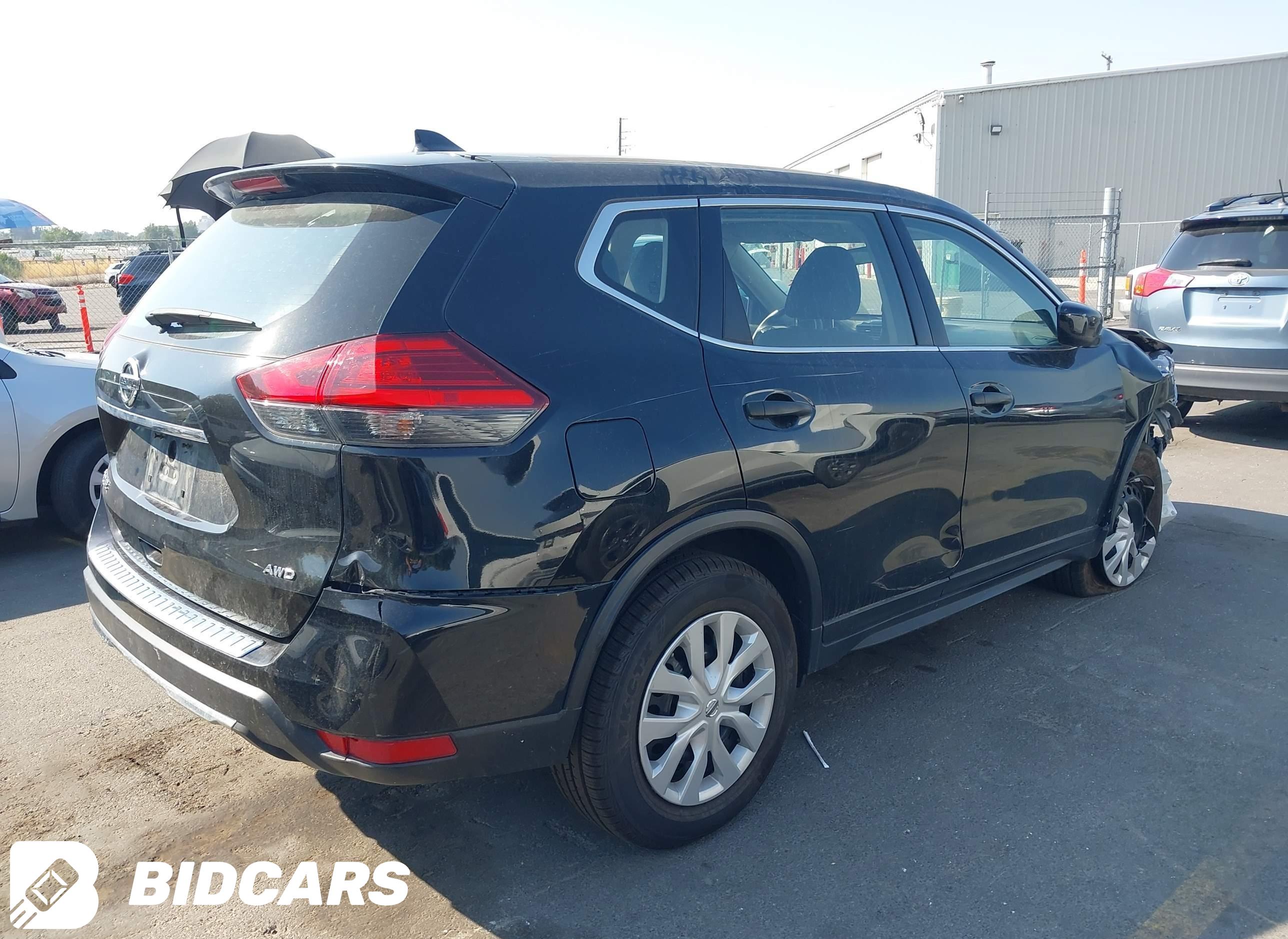2017 Nissan Rogue, S