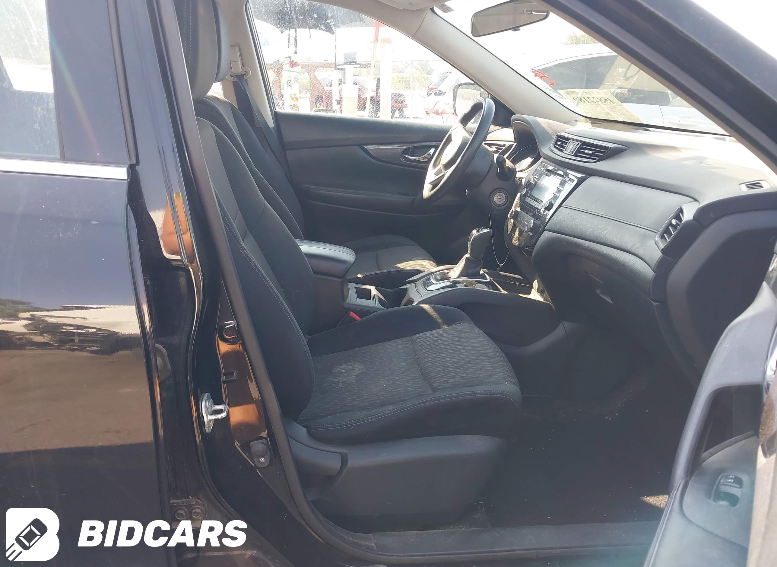 2017 Nissan Rogue, S