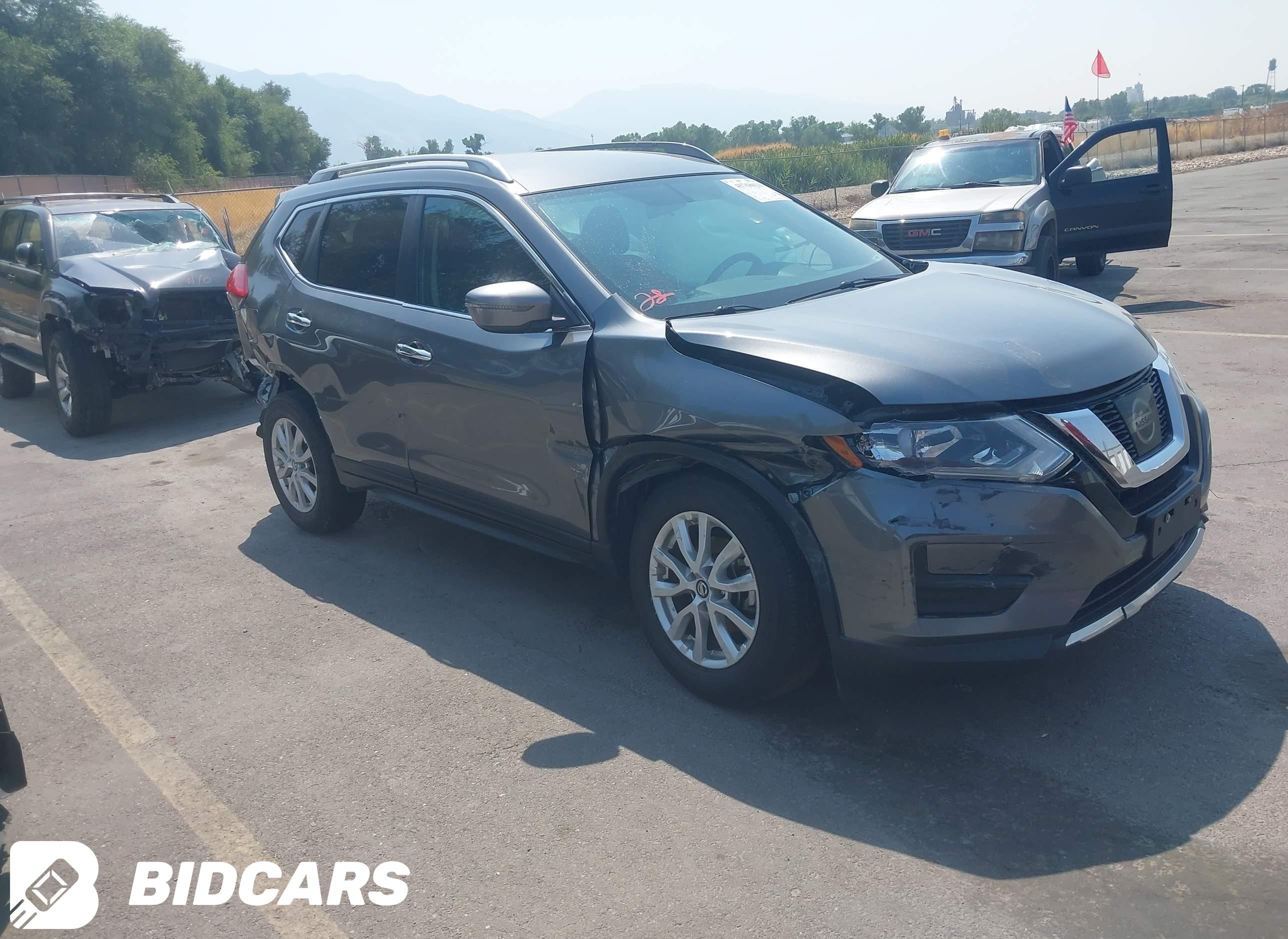 2017 Nissan Rogue, SV