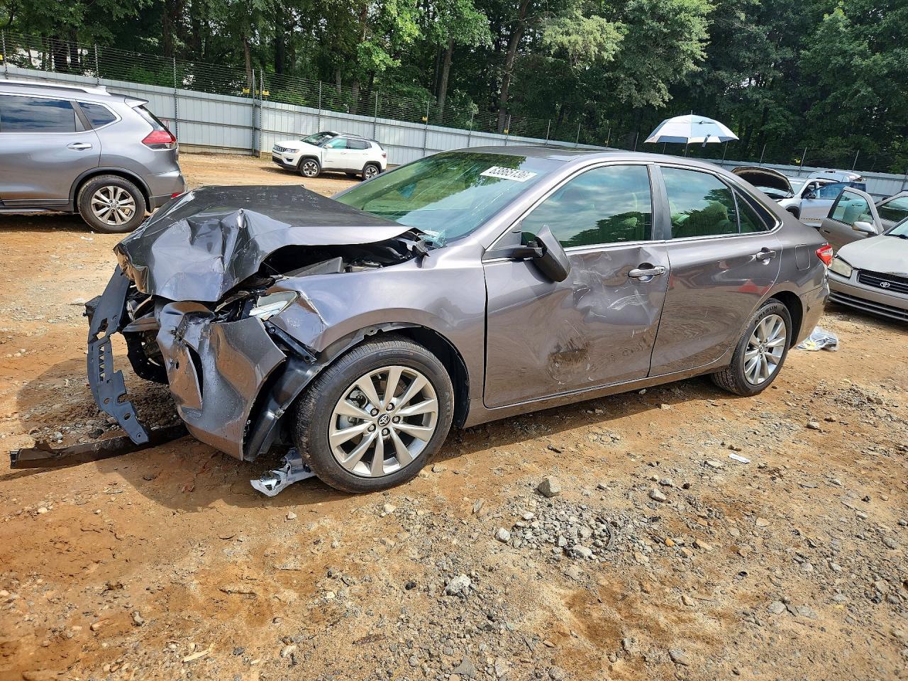2016 Toyota Camry, Xle