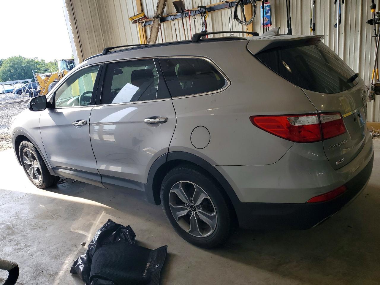 2016 Hyundai Santa Fe, SE