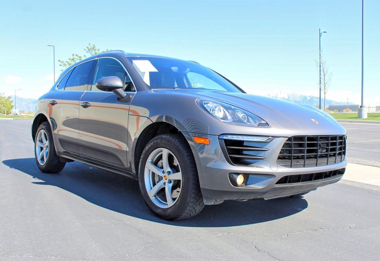 2015 Porsche Macan, S