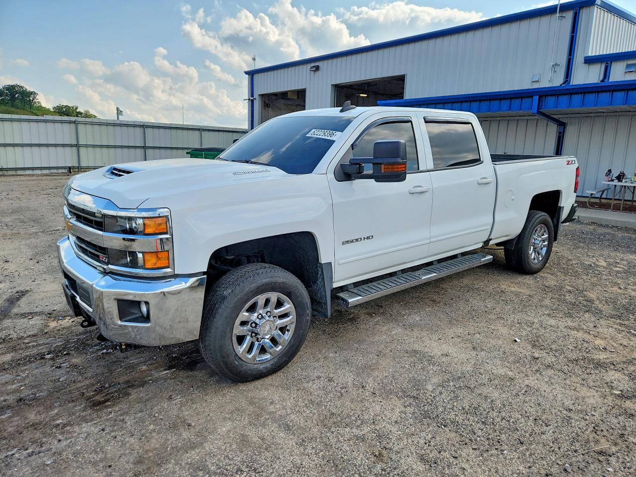2018 Chevrolet Silverado, K25...