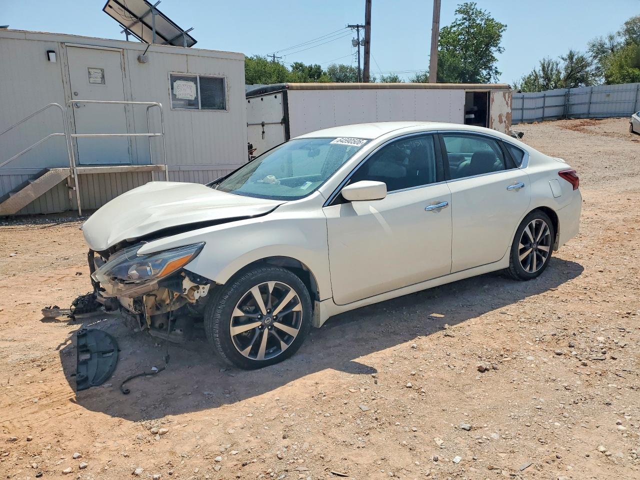 2017 Nissan Altima, 2.5 SR