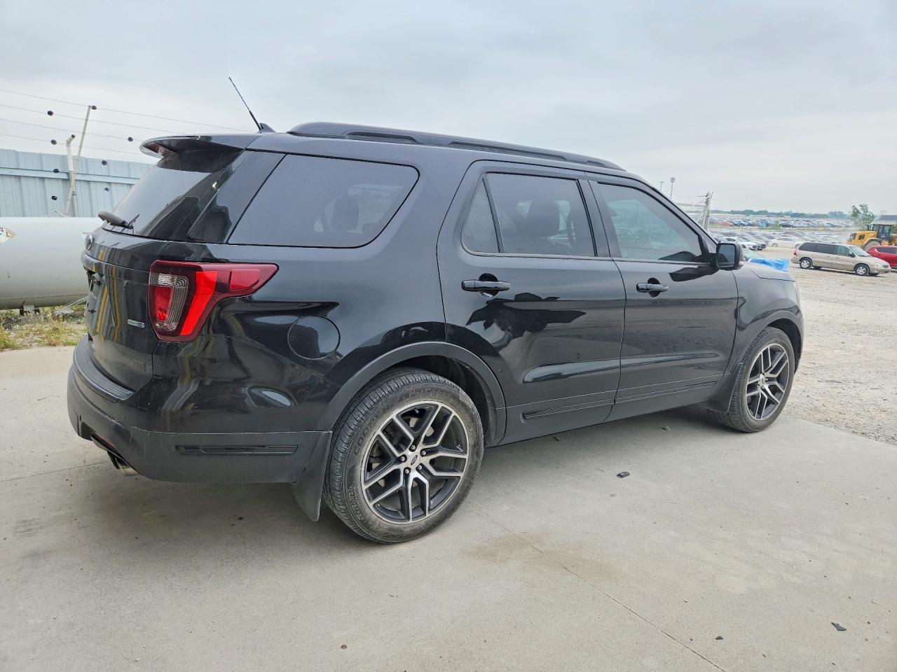 2018 Ford Explorer, Sport