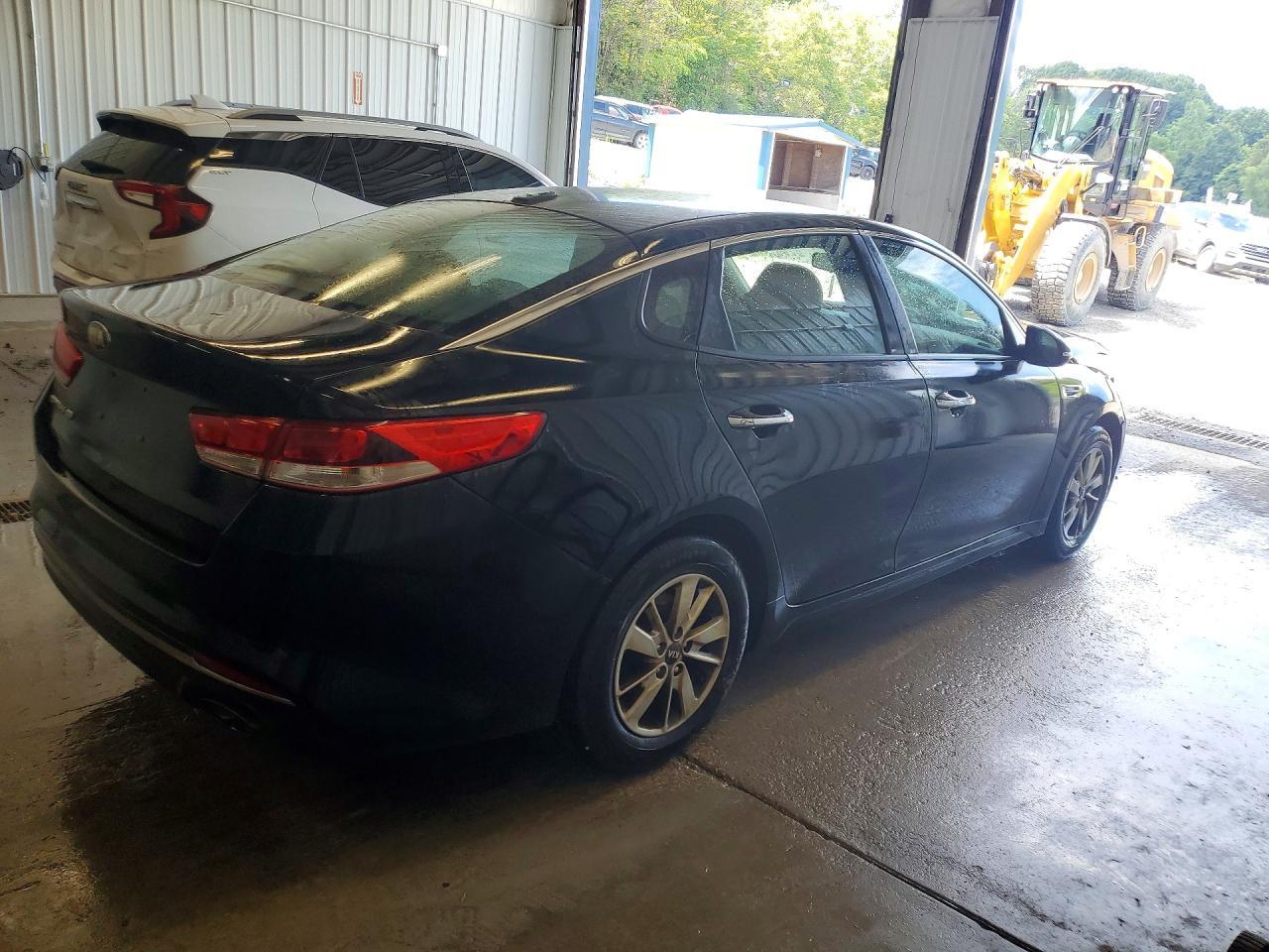 2016 KIA Optima, LX