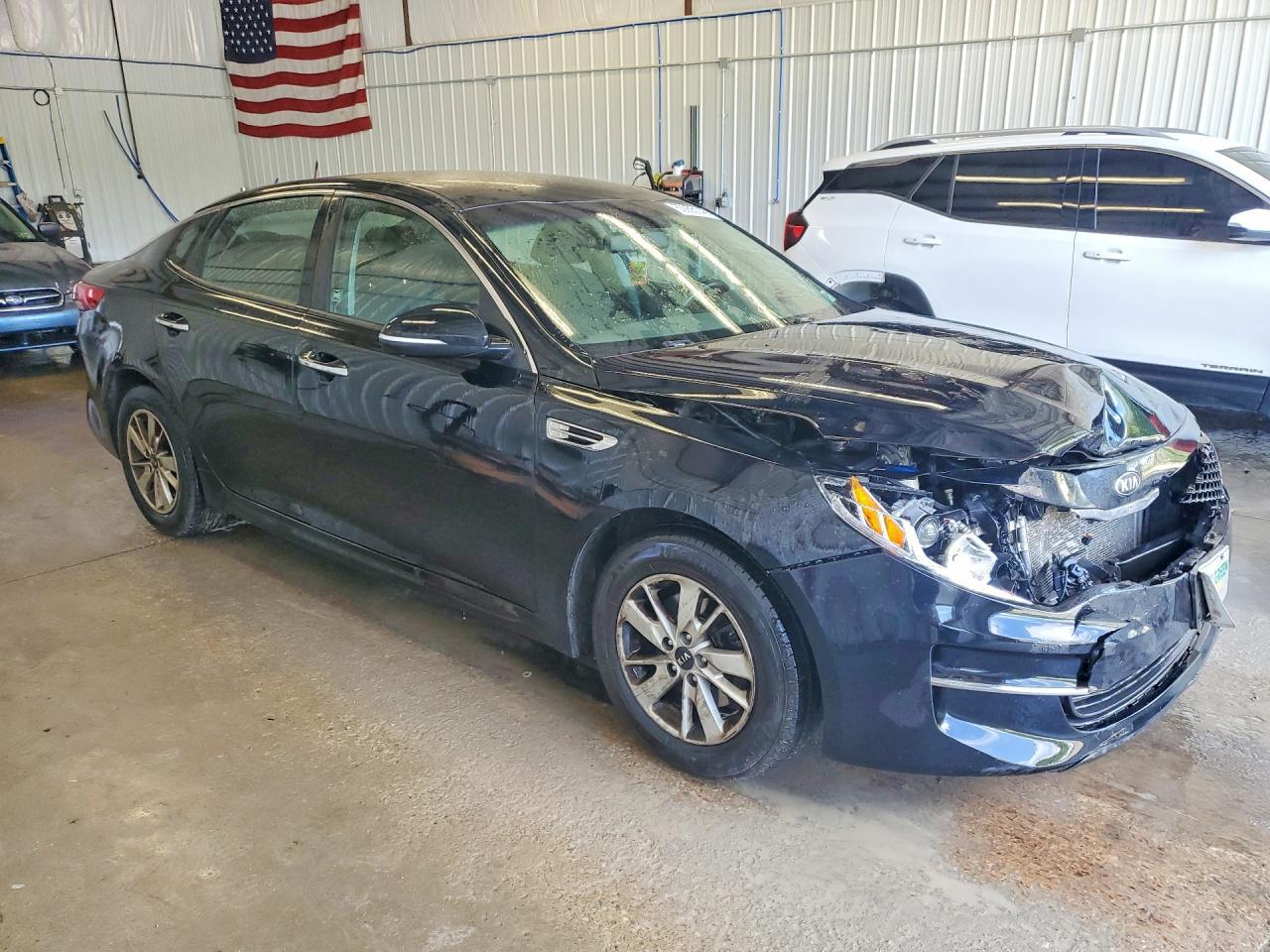 2016 KIA Optima, LX