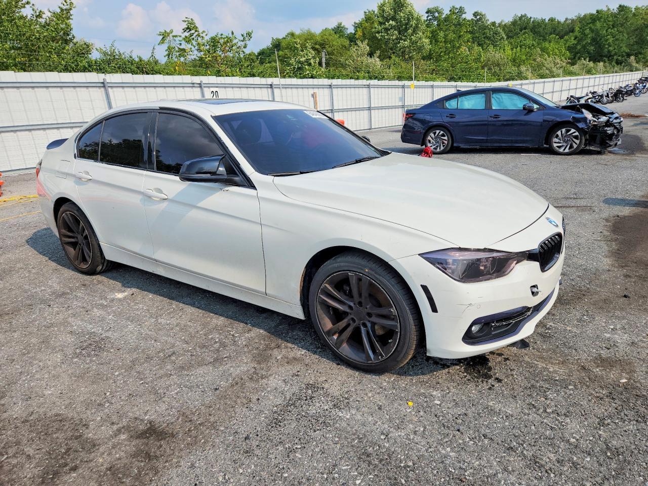 2018 BMW 3 Series, 330 XI