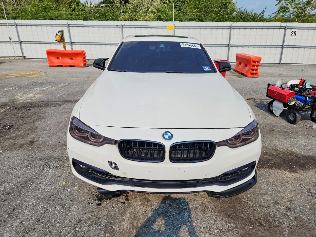 2018 BMW 3 Series, 330 XI