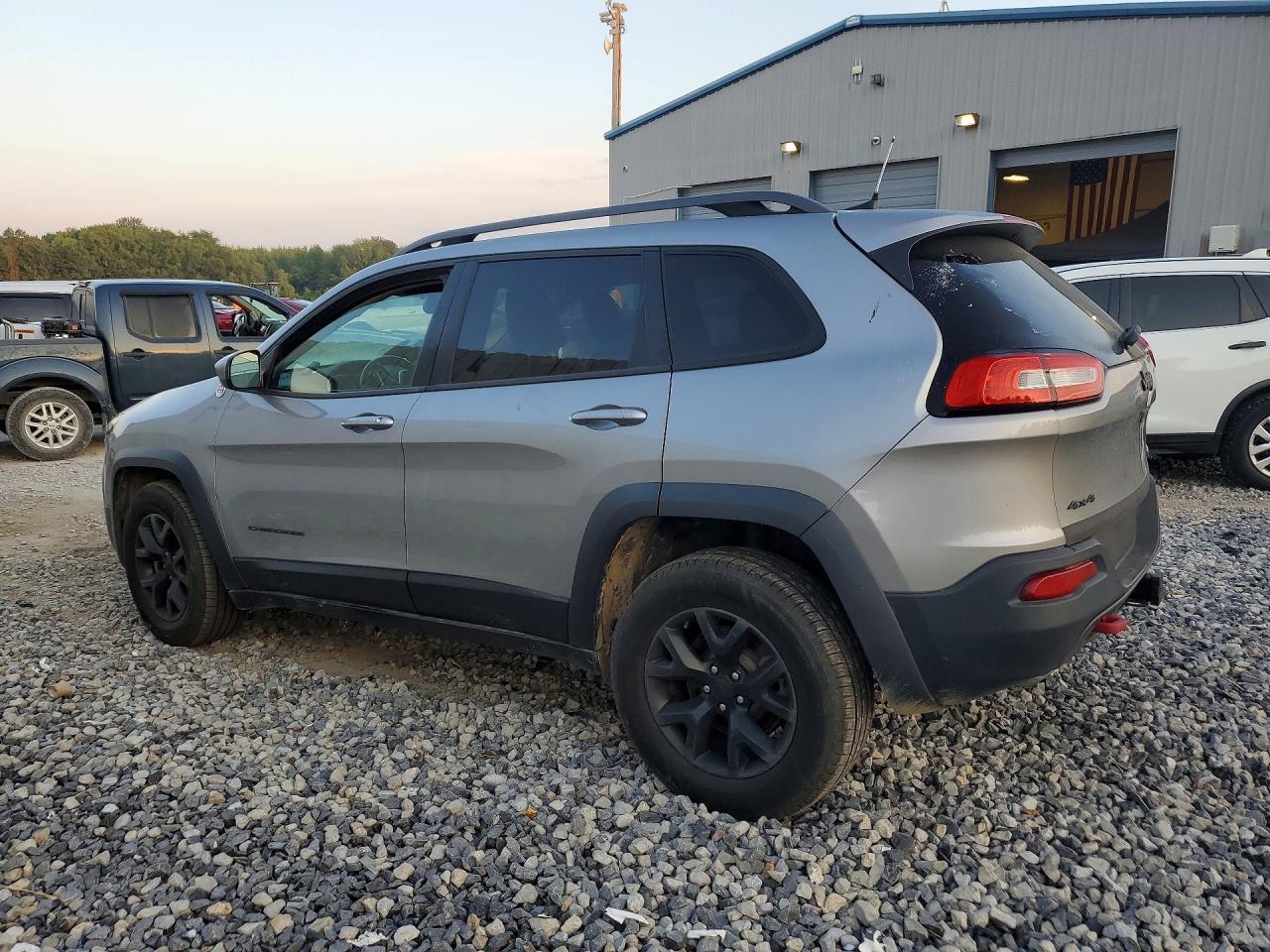 2016 Jeep Cherokee, Trailhawk