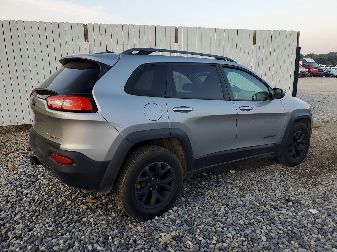 2016 Jeep Cherokee, Trailhawk