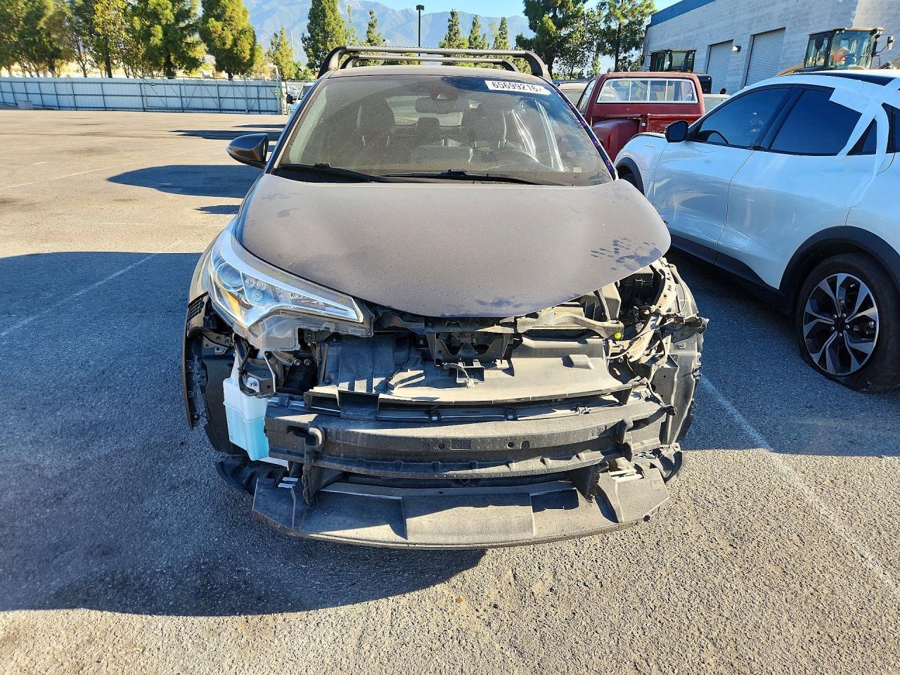 2019 Toyota C-HR, Limited