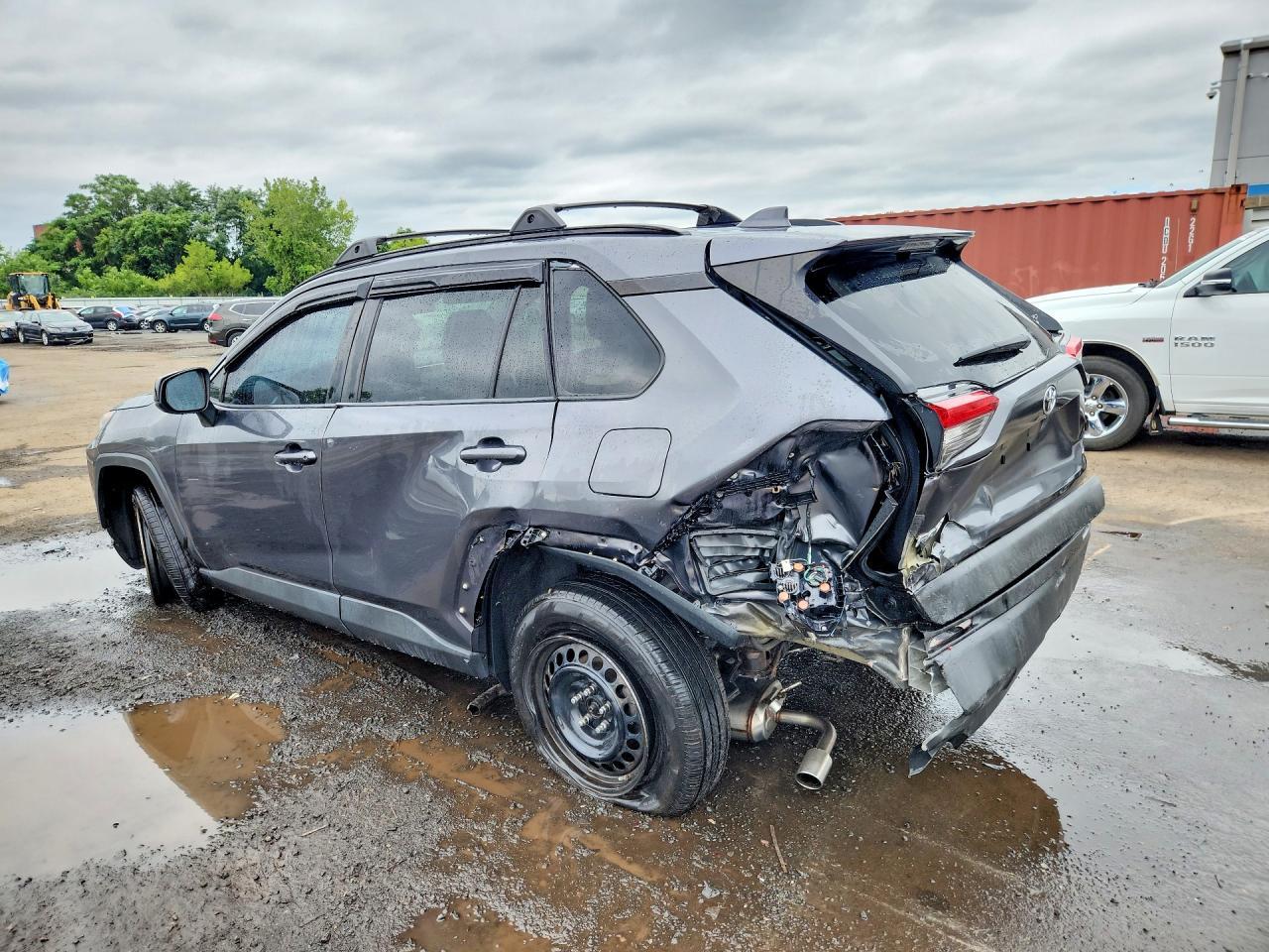 2020 Toyota RAV4, LE