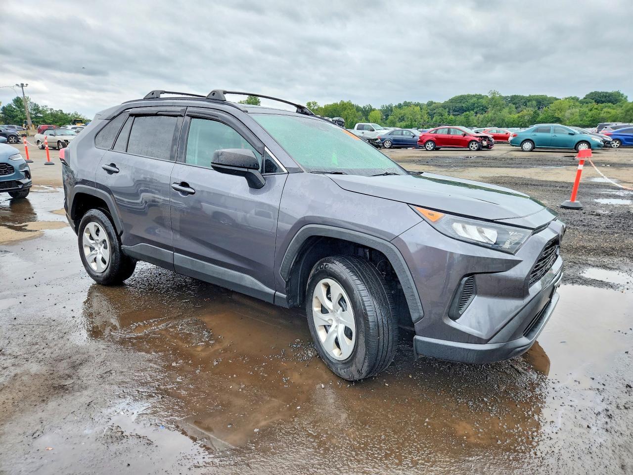 2020 Toyota RAV4, LE