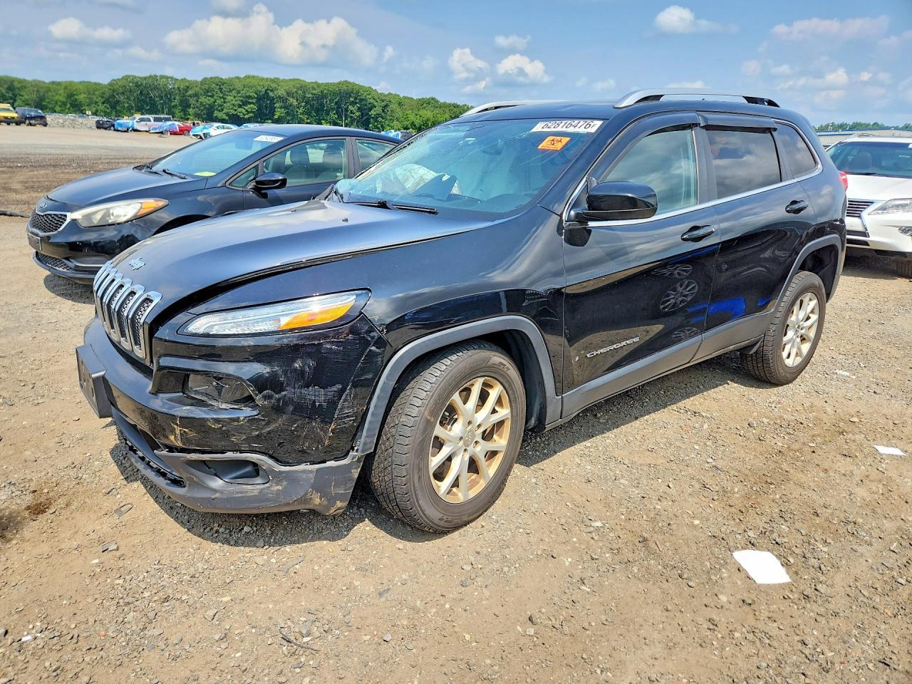 2017 Jeep Cherokee, Latitude