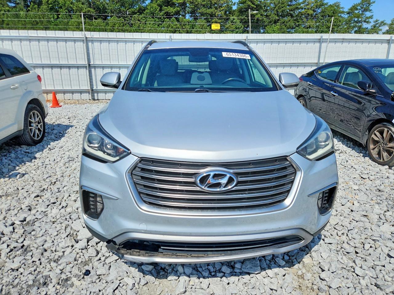 2019 Hyundai Santa Fe, SE