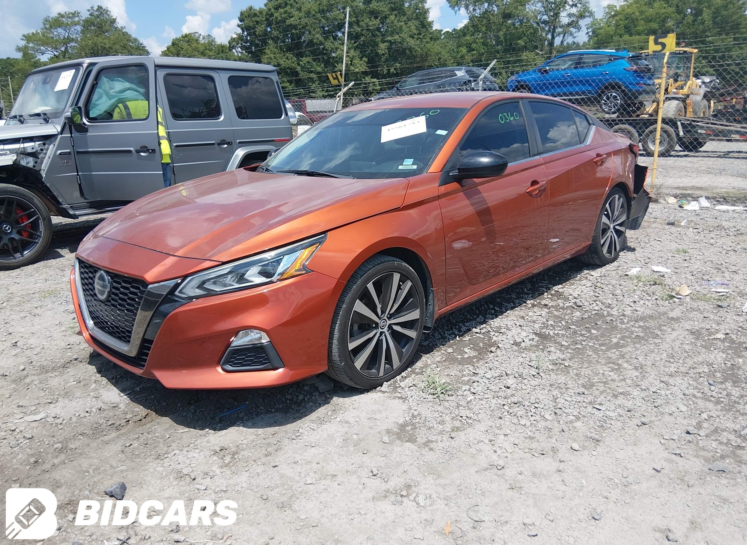 2019 Nissan Altima, 2.5 SR