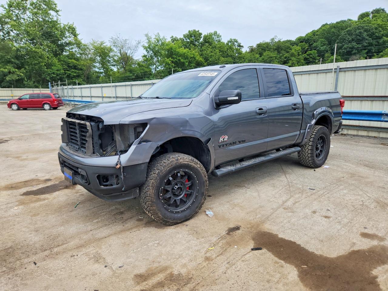 2019 Nissan Titan, SV