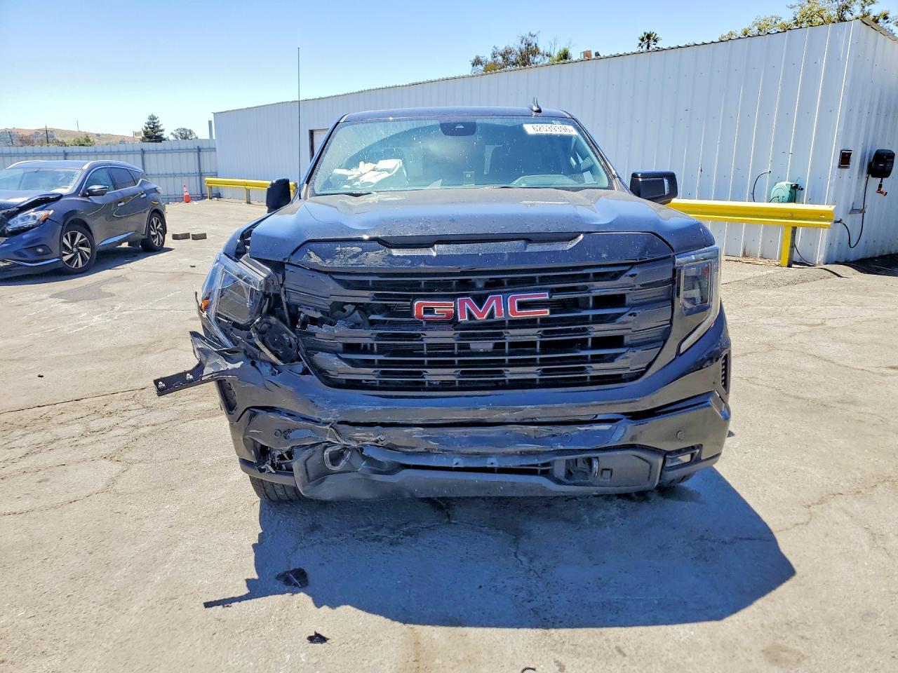 2025 GMC Sierra, K1500 Elevation