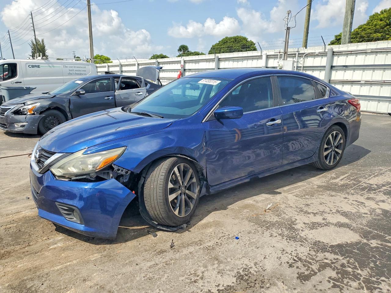 2017 Nissan Altima, 2.5 SR