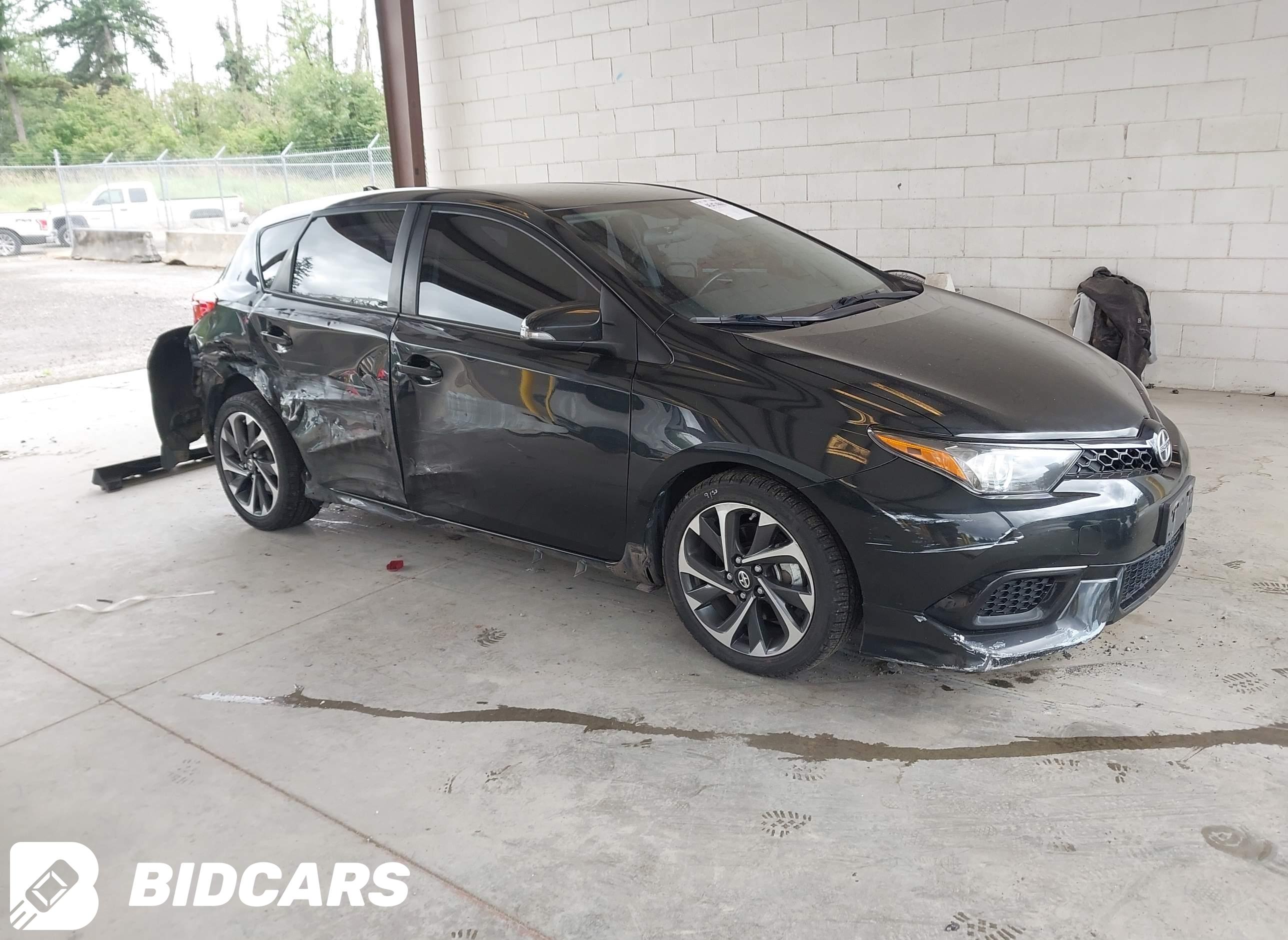 2016 Scion IM