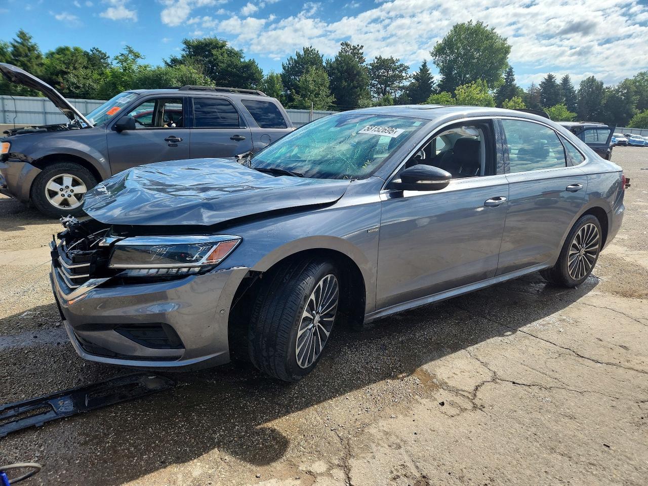 2022 Volkswagen Passat, Limit...