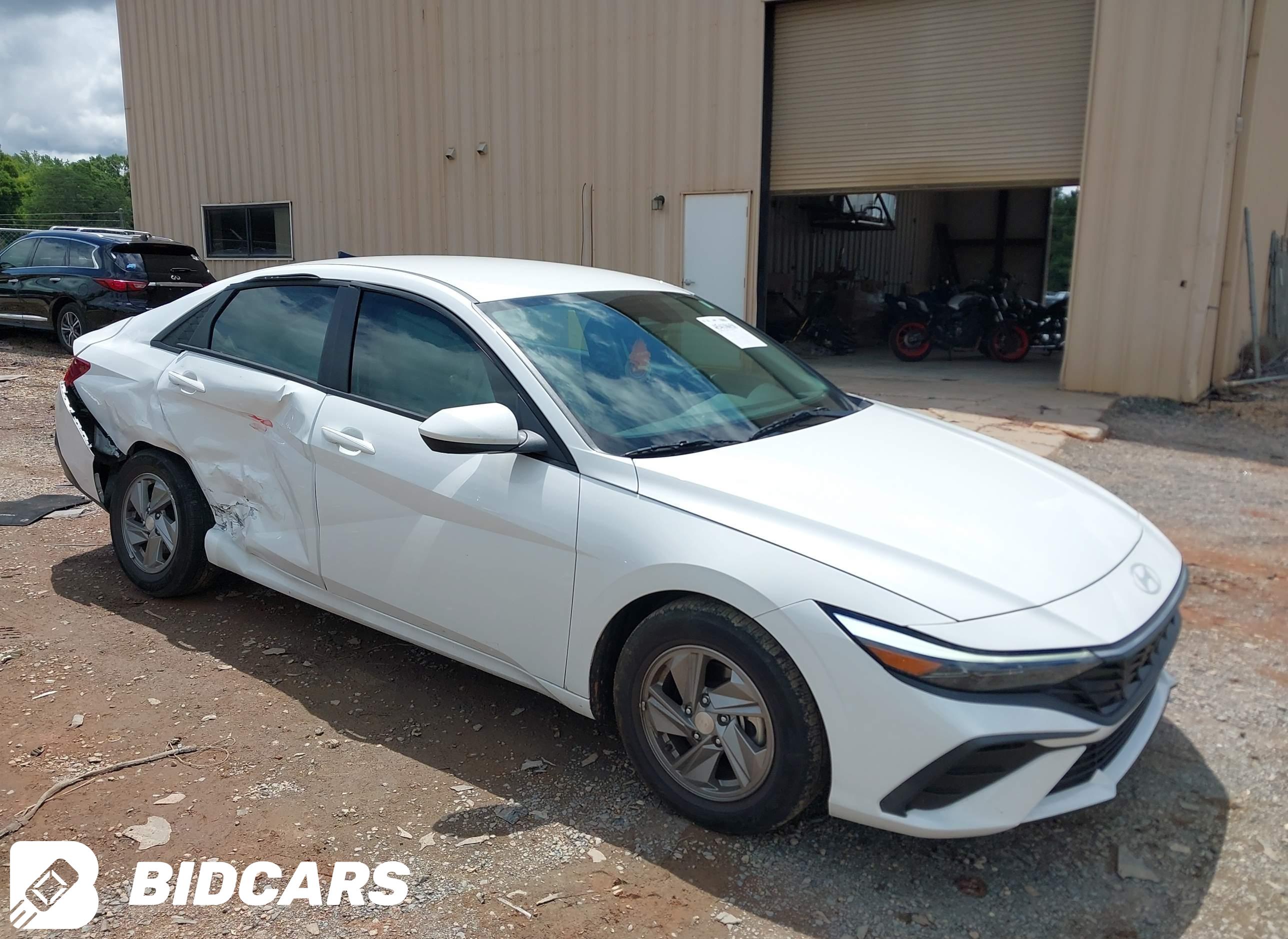 2024 Hyundai Elantra, SE