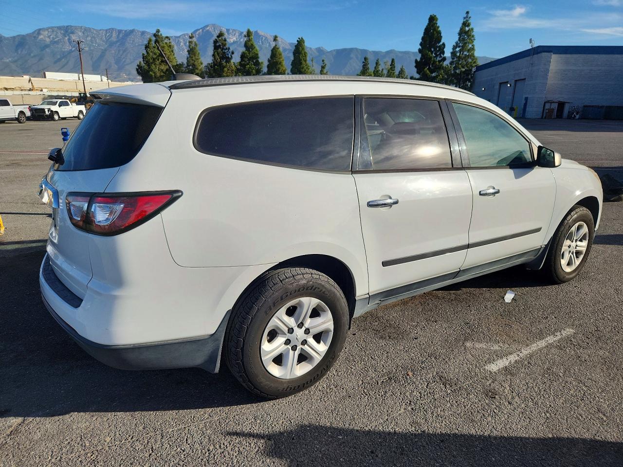 2017 Chevrolet Traverse, LS