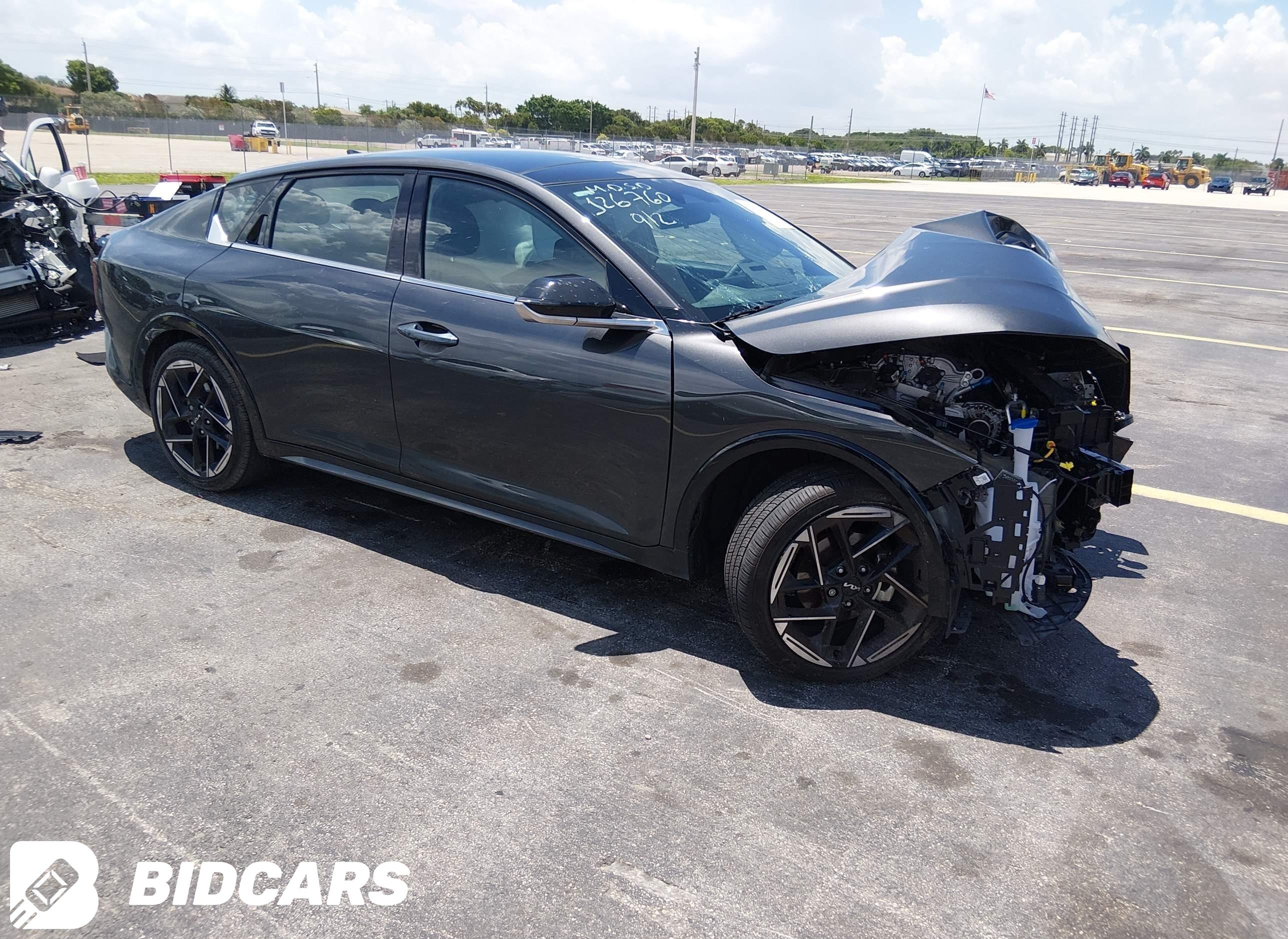 2025 KIA K4, Gt-Line