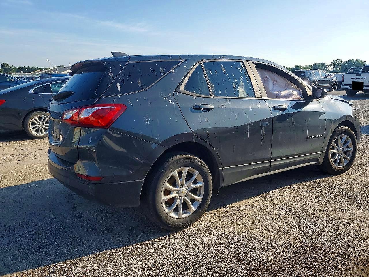 2020 Chevrolet Equinox, LS