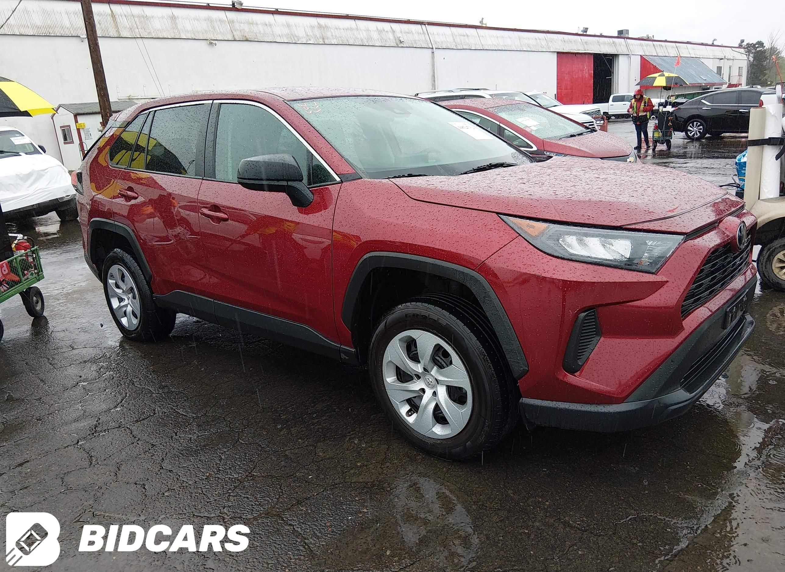 2022 Toyota RAV4, LE