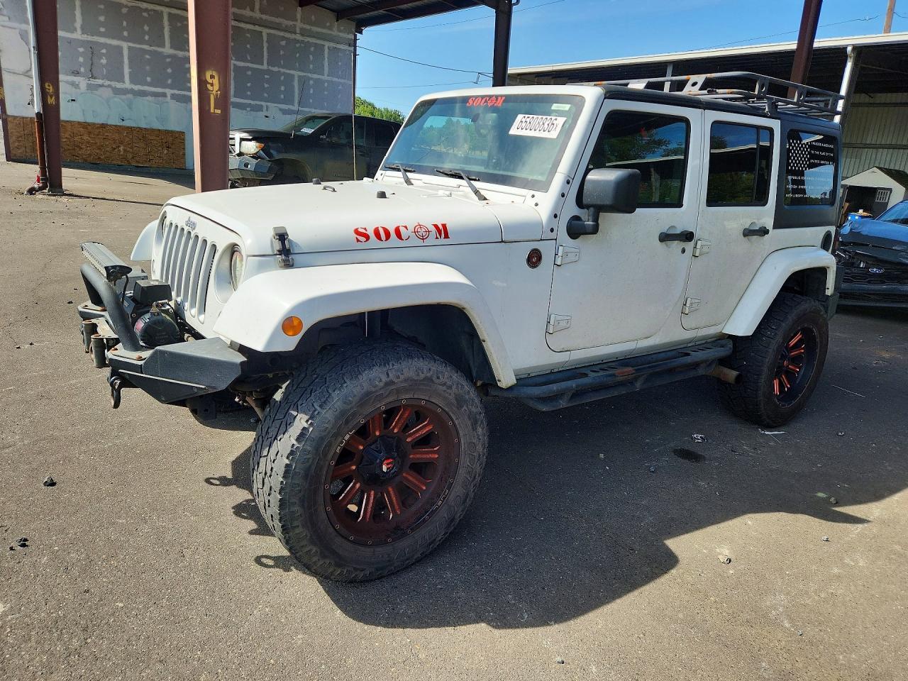 2017 Jeep Wrangler, Sahara