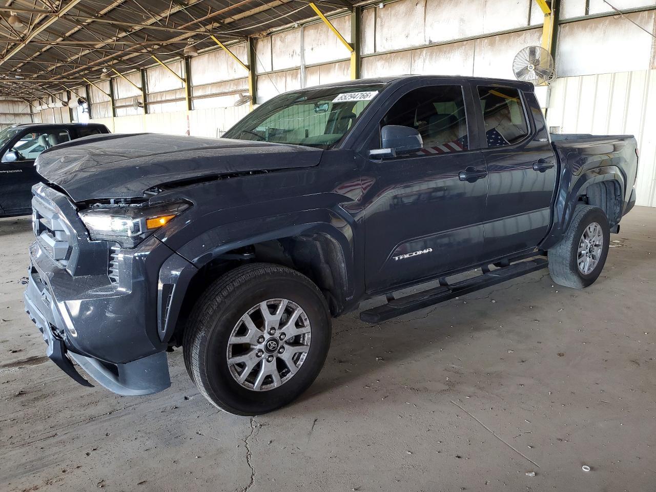 2025 Toyota Tacoma, SR5