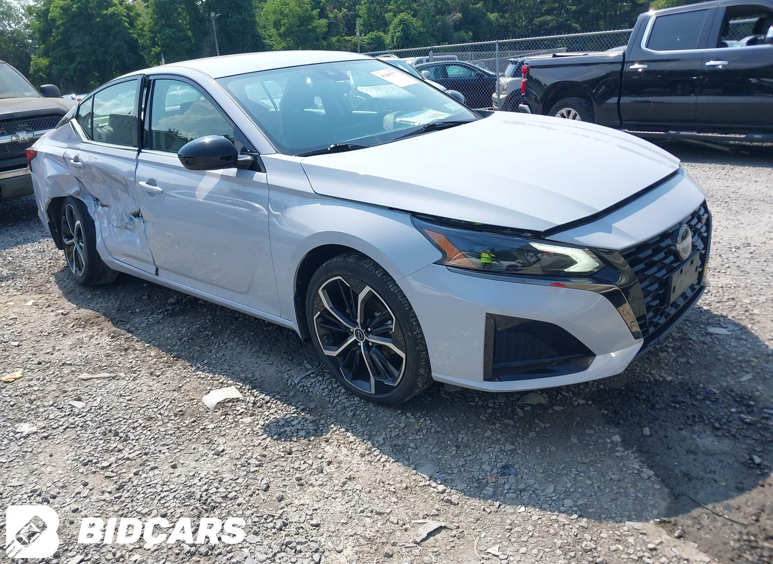 2024 Nissan Altima, Sr Fwd