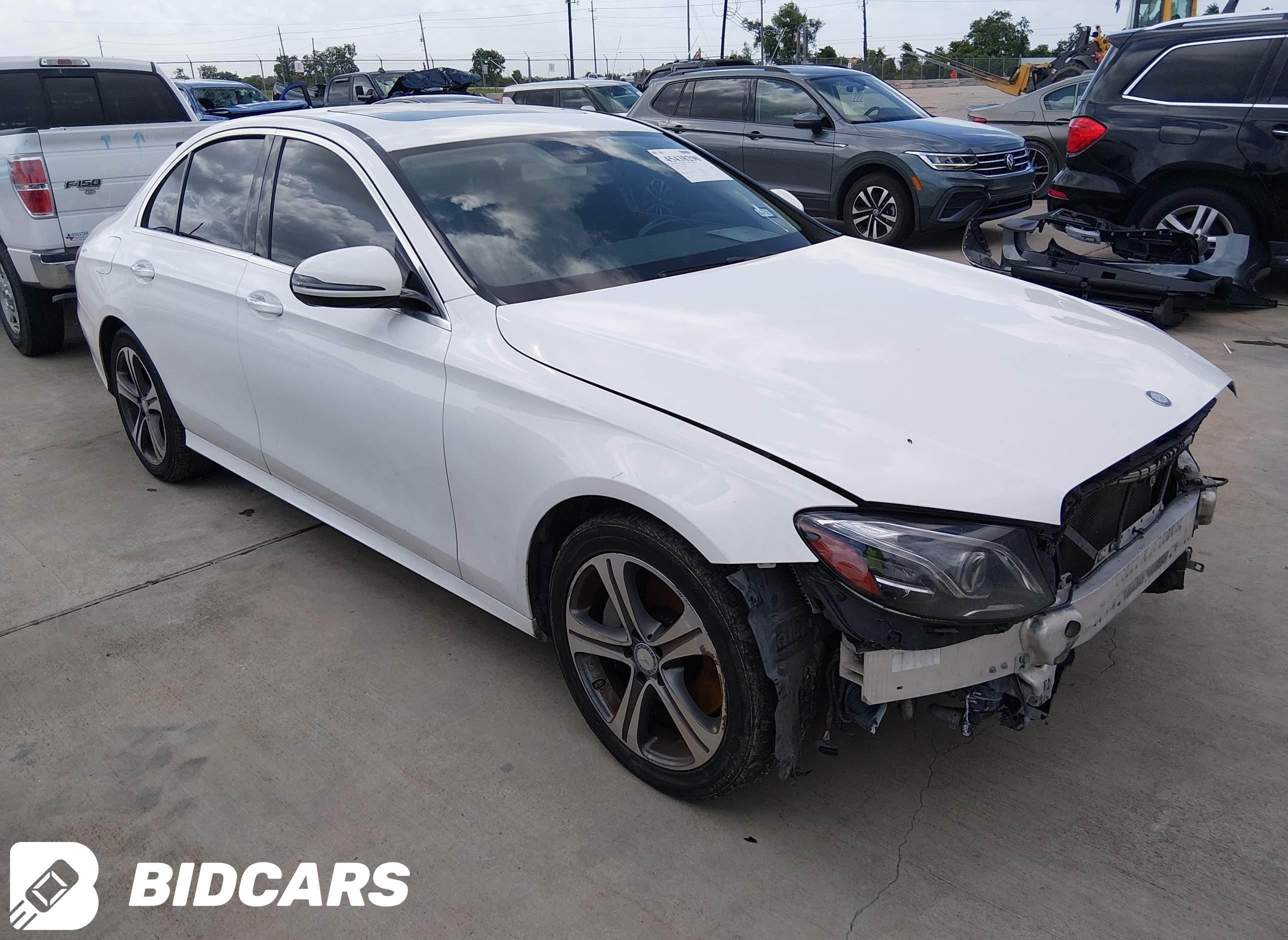 2017 Mercedes-Benz E 300, 4Matic