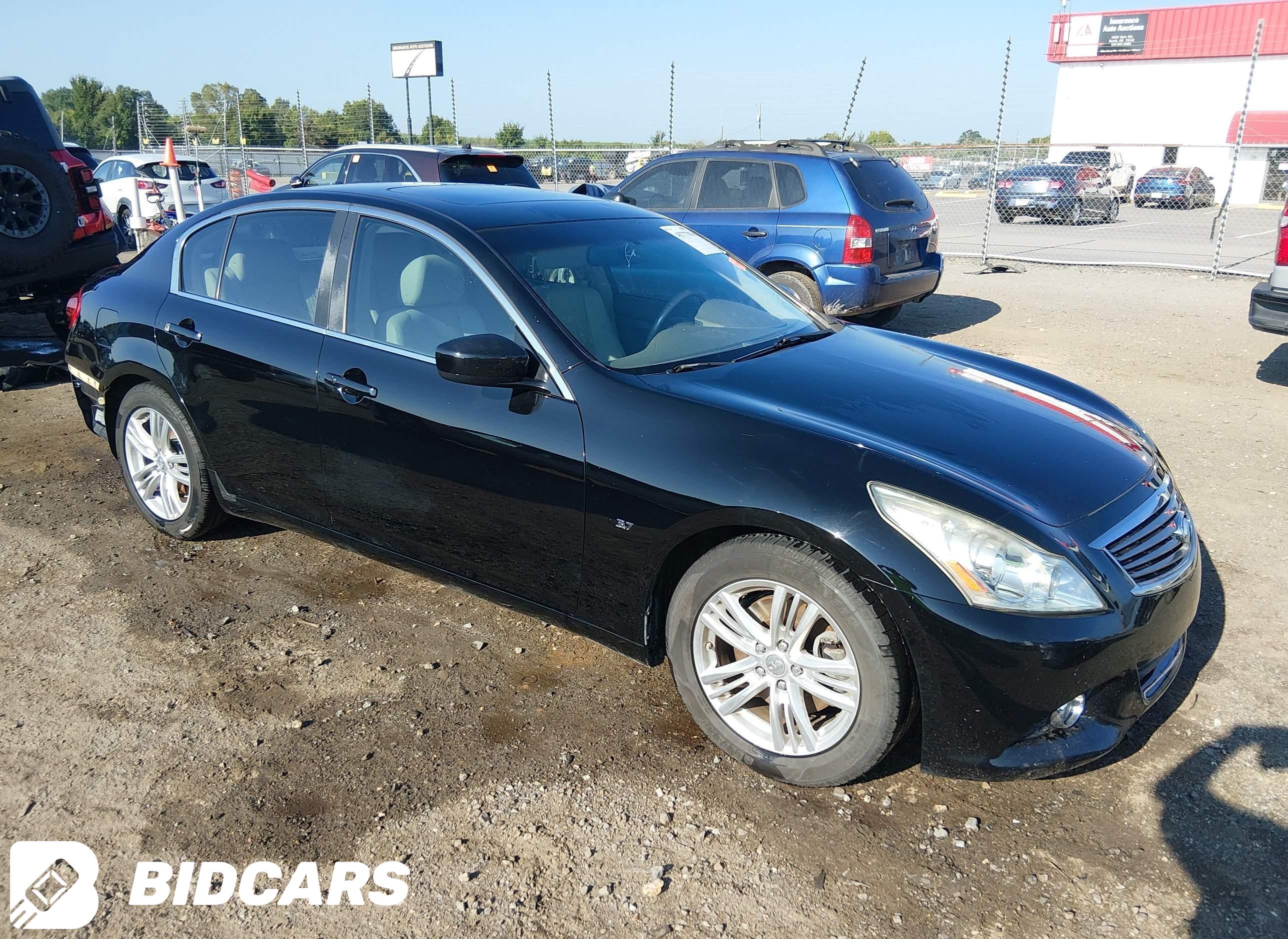 2015 Infiniti Q40