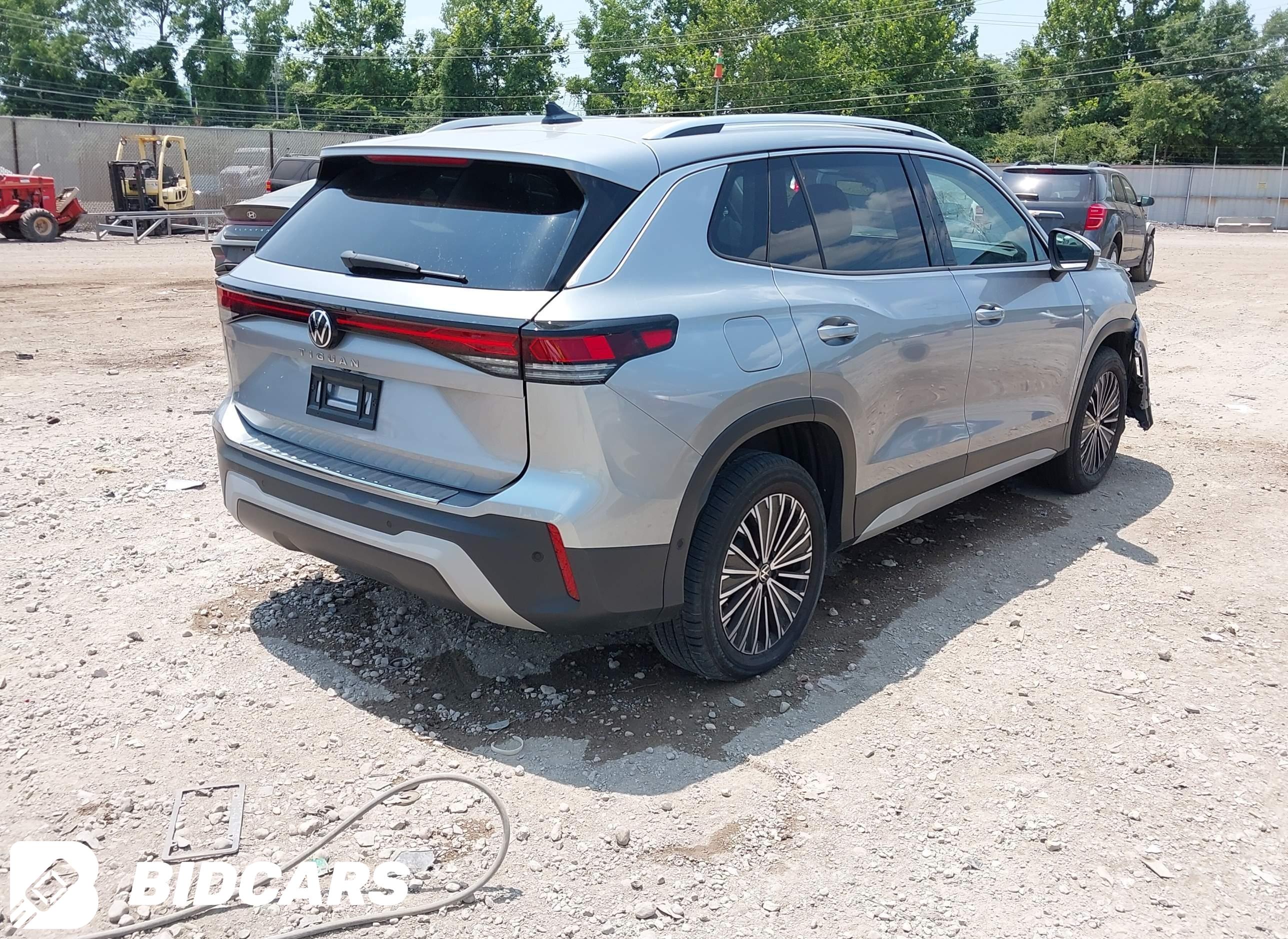 2025 Volkswagen Tiguan, 2.0T S