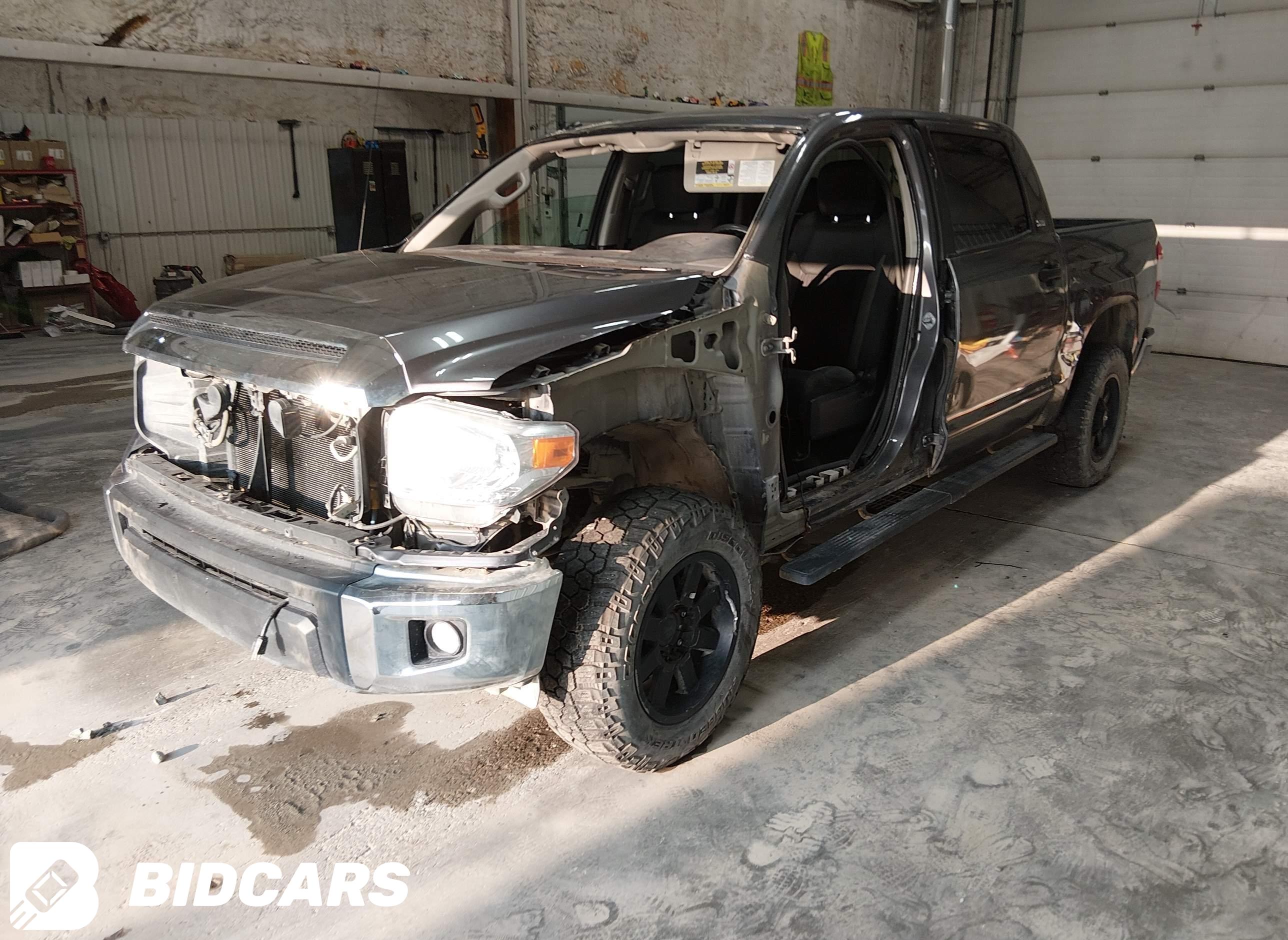 2017 Toyota Tundra, Sr5 5.7L V8
