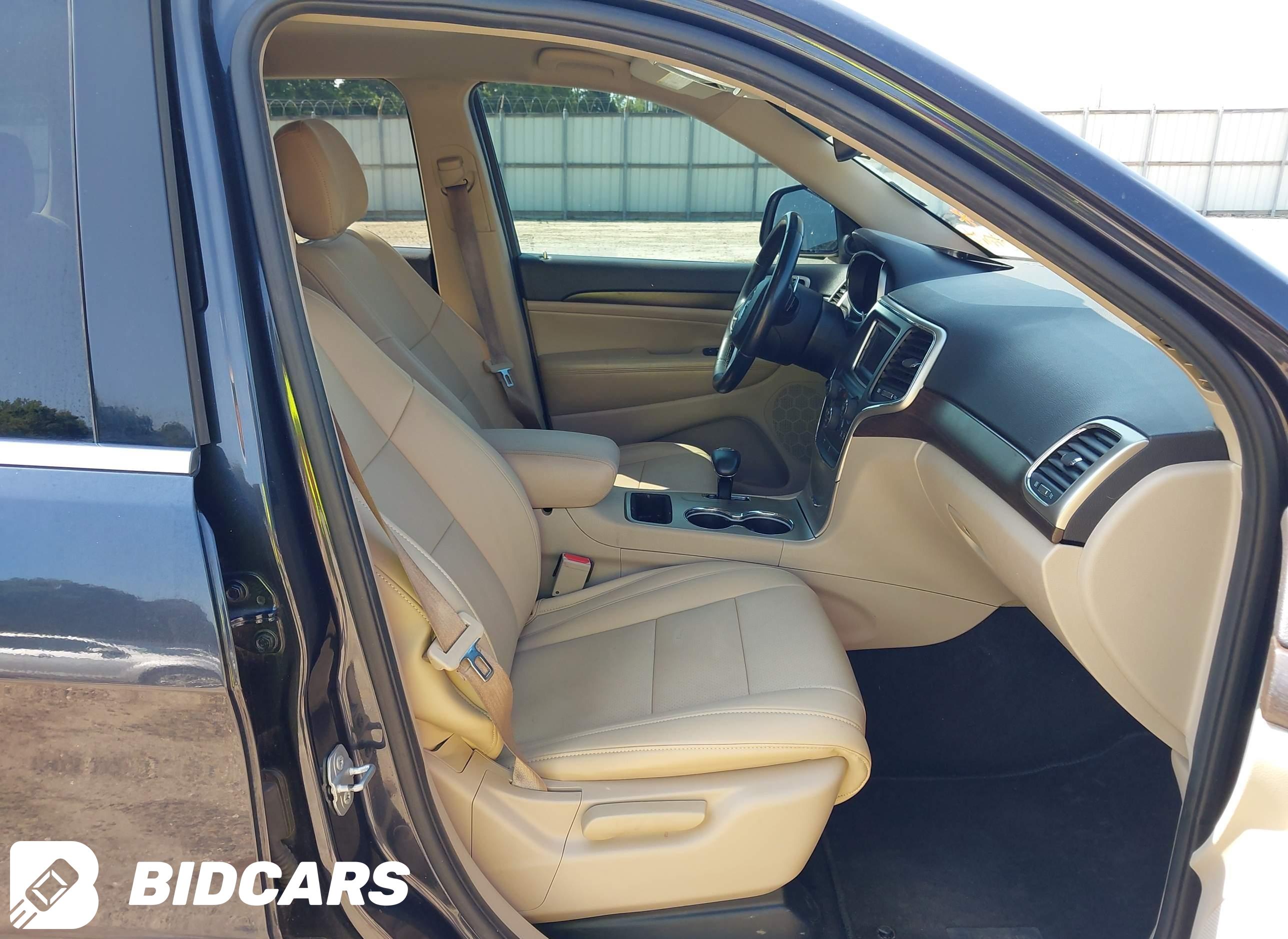 2015 Jeep Grand Cherokee, Laredo