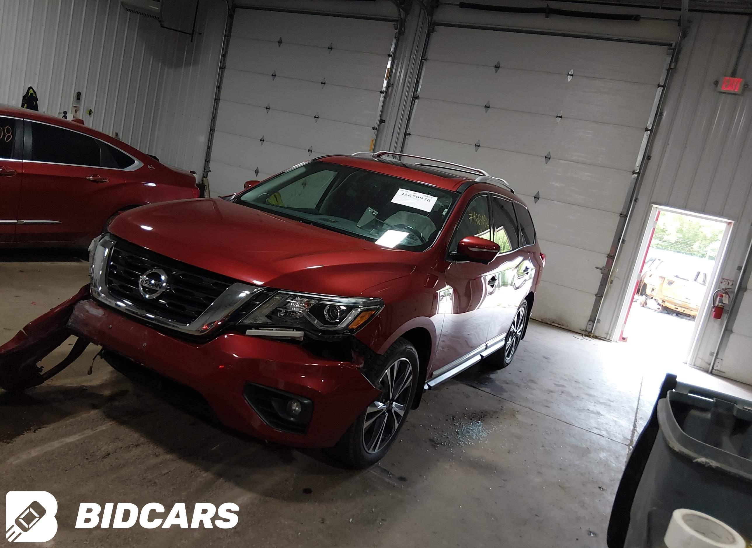 2017 Nissan Pathfinder, Plati...