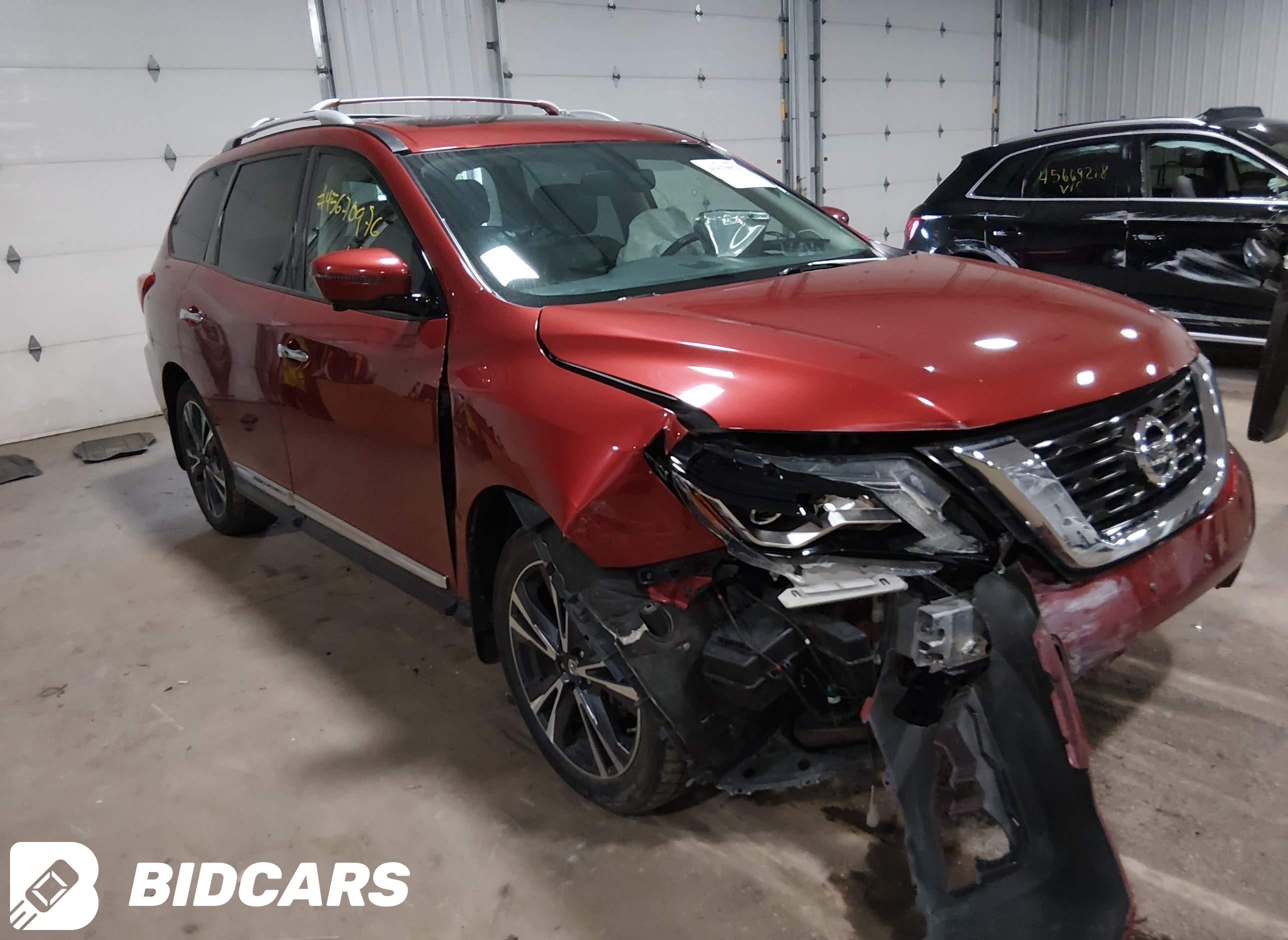 2017 Nissan Pathfinder, Plati...