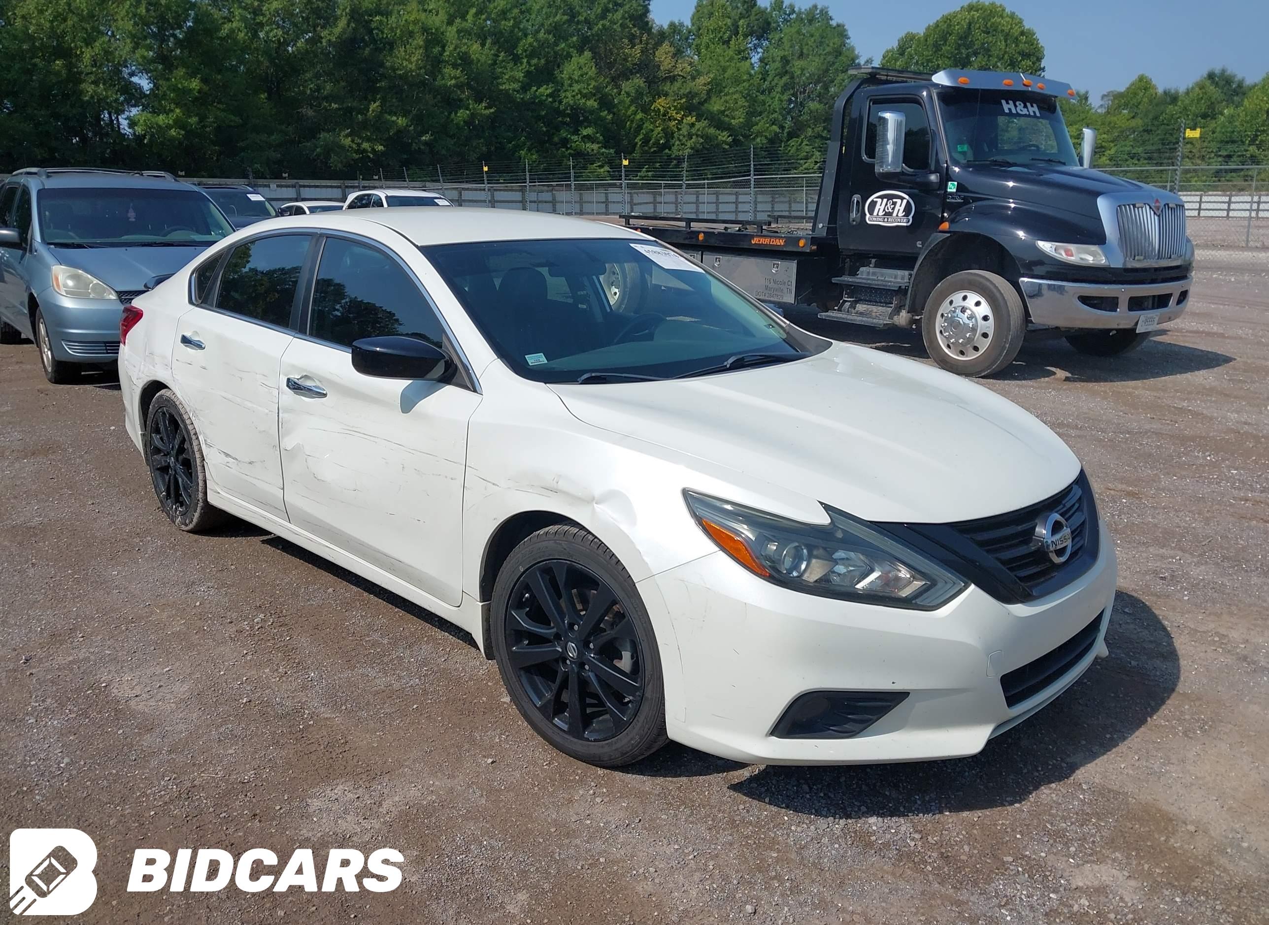 2018 Nissan Altima, 2.5 SR