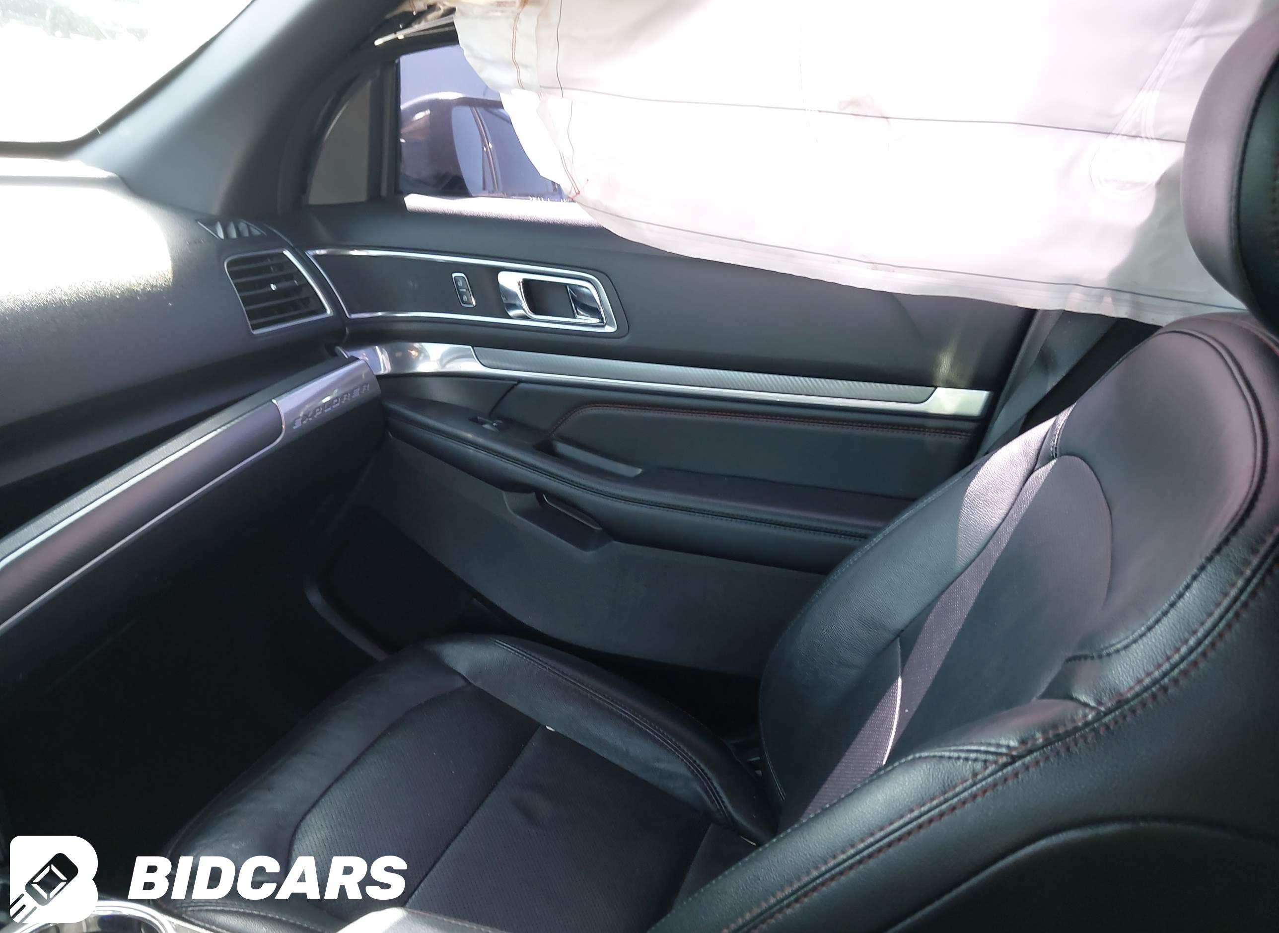 2017 Ford Explorer, Sport