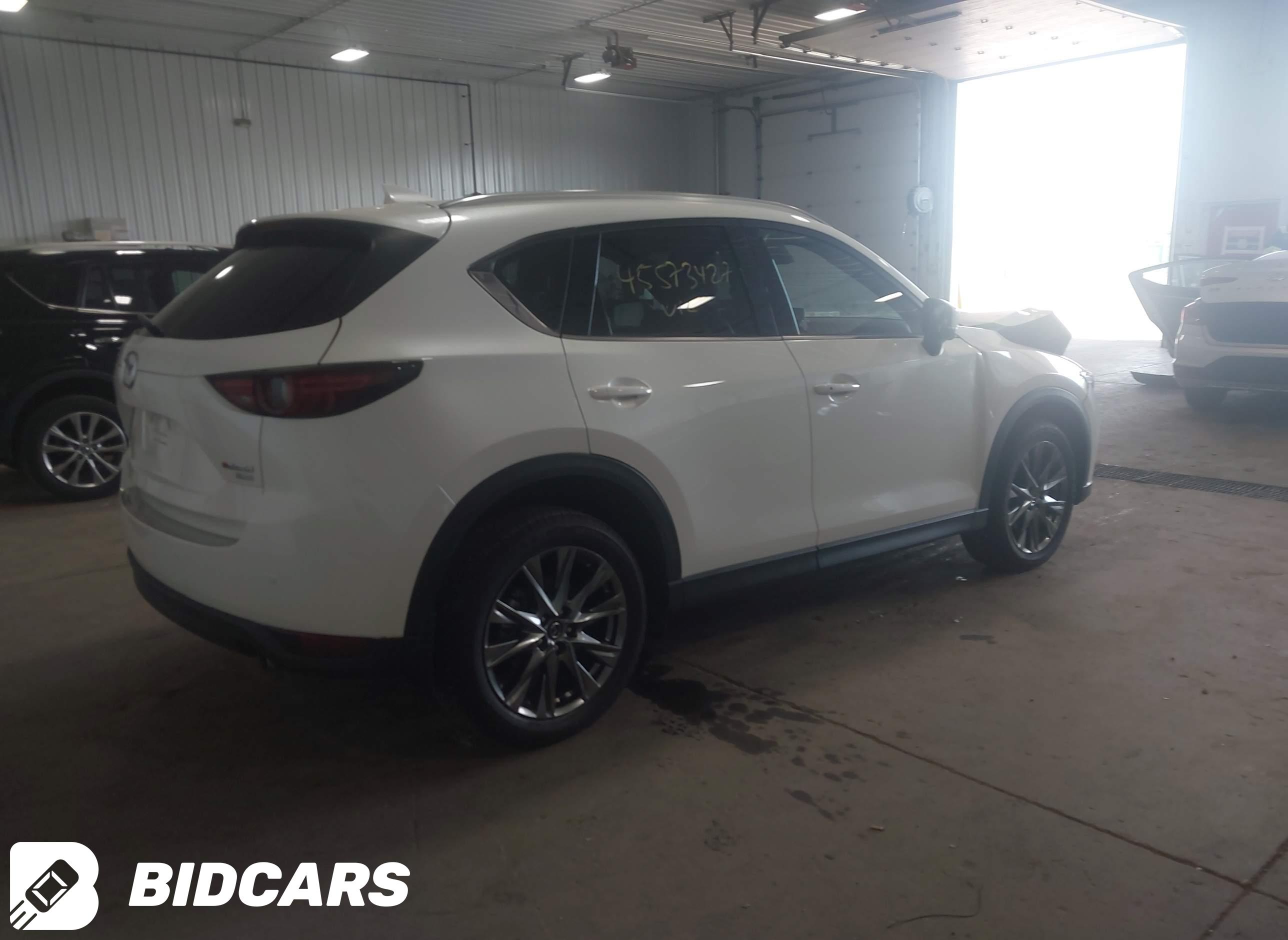 2021 Mazda CX-5, Signature